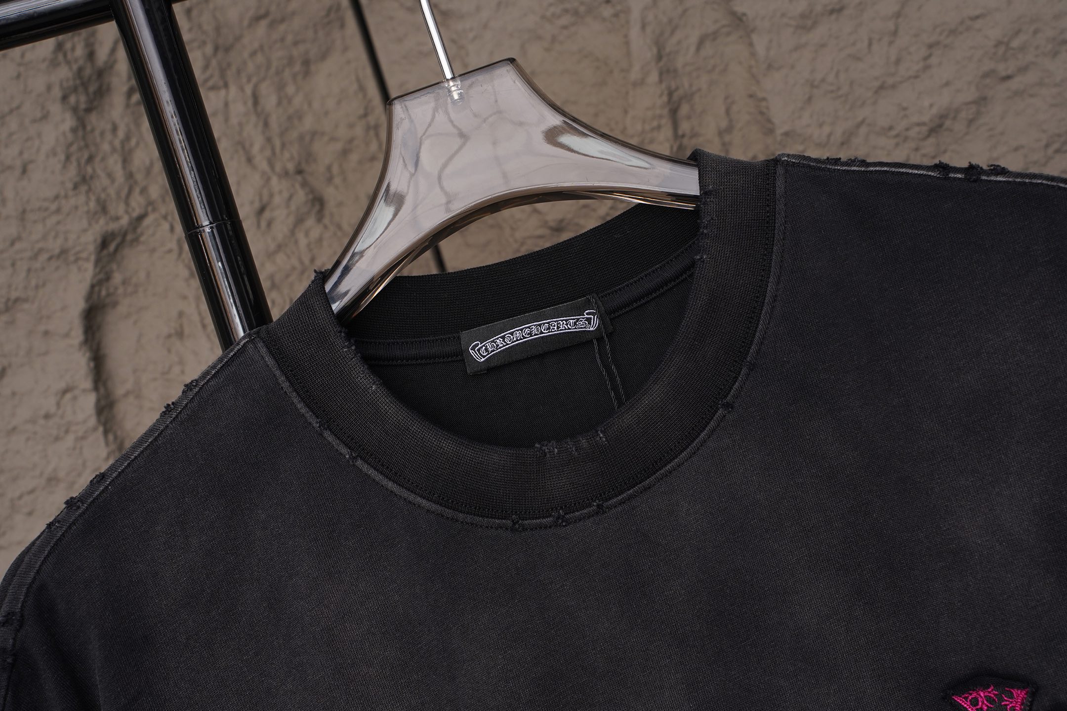 Chrome Hearts 𝗖𝗵𝗿𝗼𝗺𝗲 𝗛𝗲𝗮𝗿𝘁𝘀/克罗心2026大师之作十字架贴布刺绣夏季新款 美式酸洗做旧激光烧花贴布绣情侣休闲短袖T恤