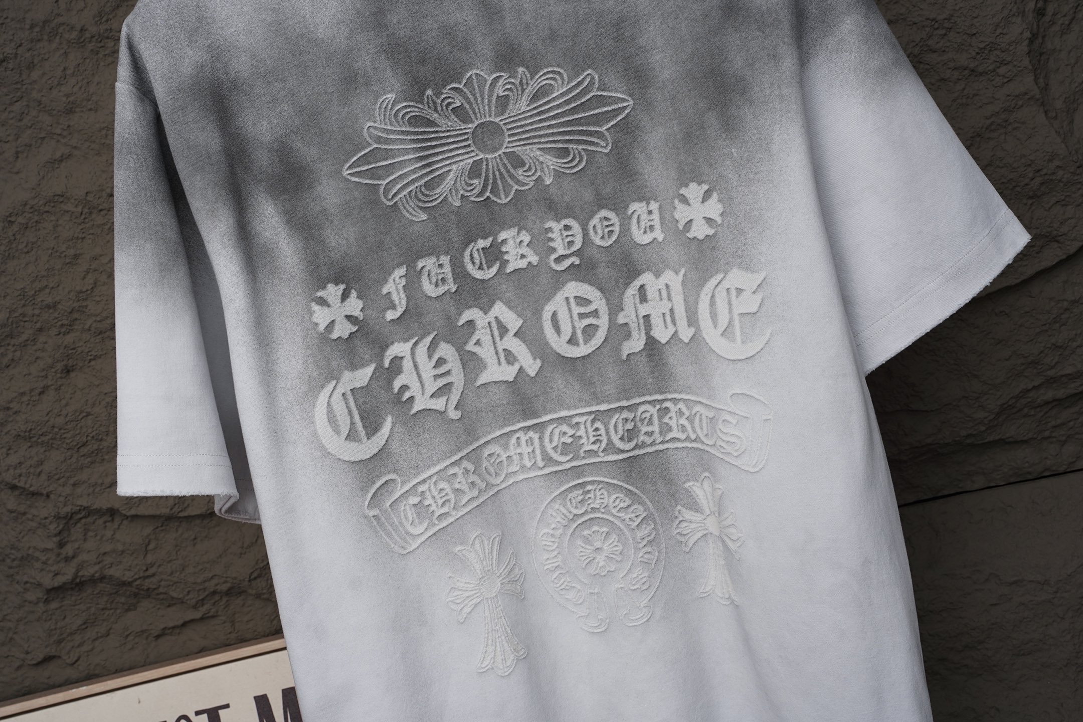 Chrome Hearts 𝗖𝗵𝗿𝗼𝗺𝗲 𝗛𝗲𝗮𝗿𝘁𝘀/克罗心2026十字架激光镭射贴布刺绣夏季新款 美式酸洗做旧激光烧花贴布绣情侣休闲短袖T恤