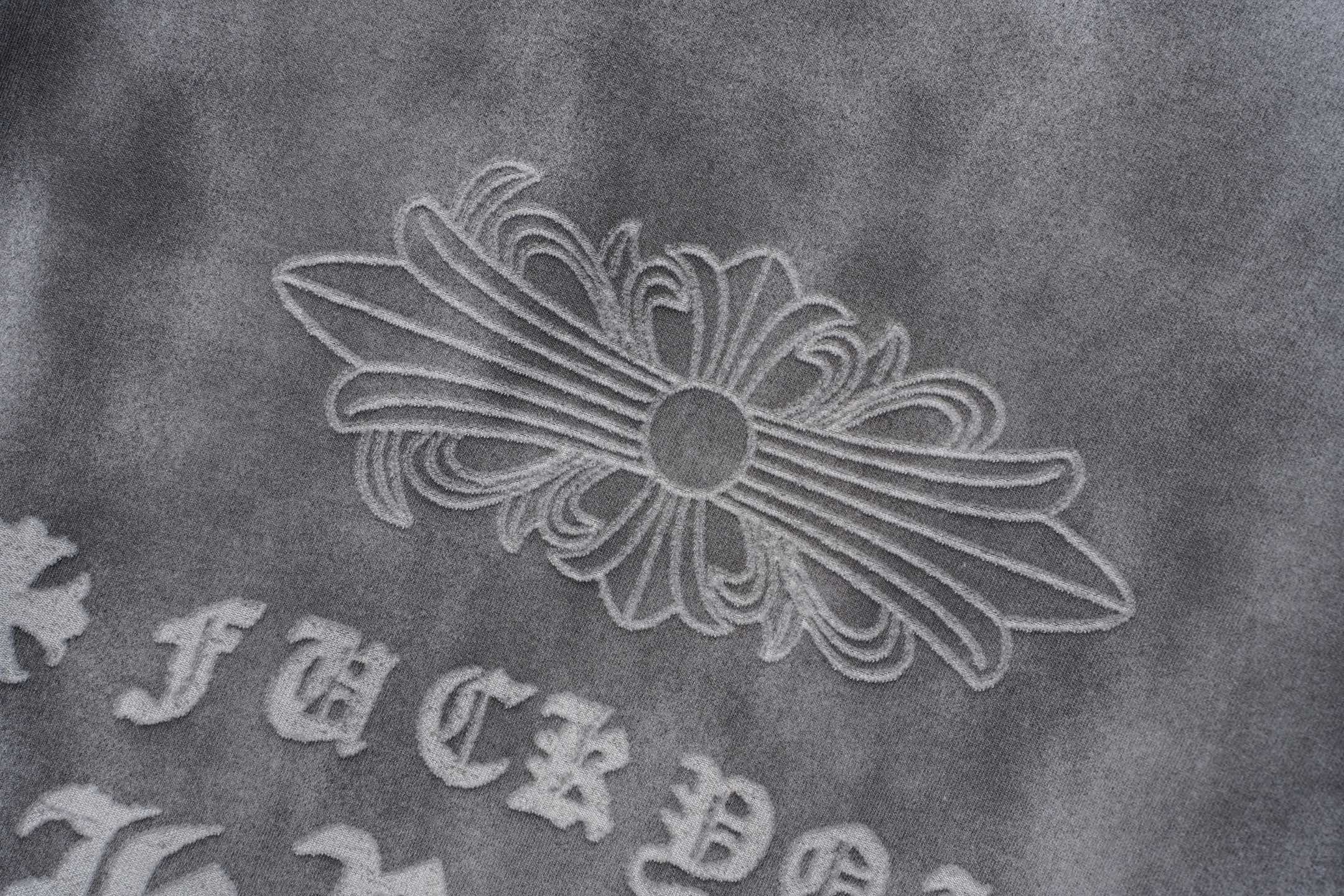 Chrome Hearts 𝗖𝗵𝗿𝗼𝗺𝗲 𝗛𝗲𝗮𝗿𝘁𝘀/克罗心2026十字架激光镭射贴布刺绣夏季新款 美式酸洗做旧激光烧花贴布绣情侣休闲短袖T恤