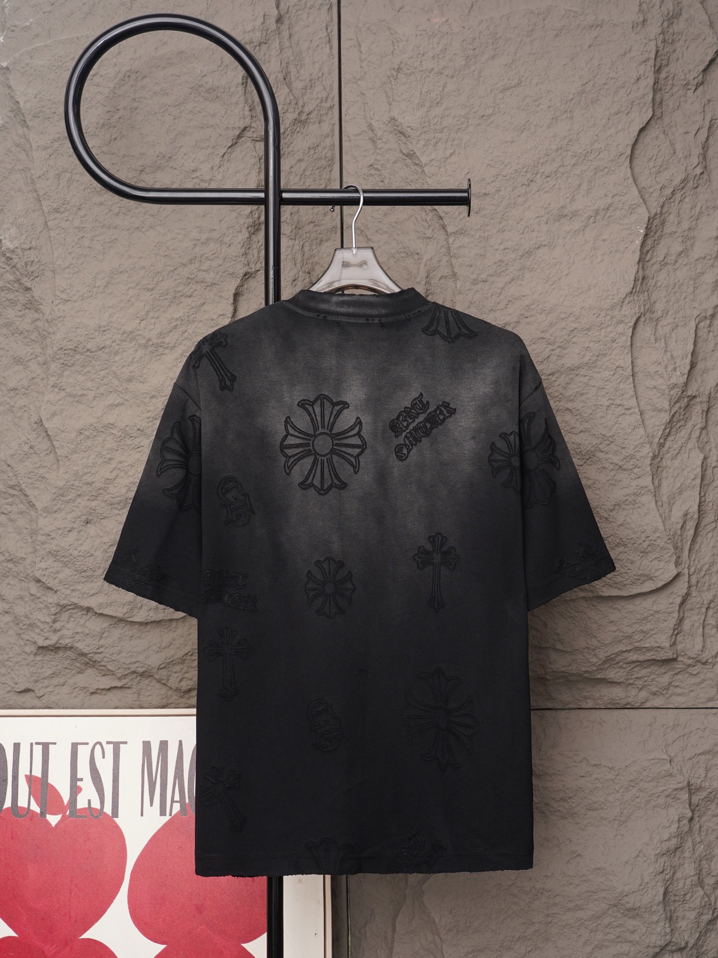 Chrome Hearts 𝗖𝗵𝗿𝗼𝗺𝗲 𝗛𝗲𝗮𝗿𝘁𝘀/克罗心2026十字架镭射激光工艺 刺绣夏季新款 美式酸洗做旧激光烧花贴布绣情侣休闲短袖T恤