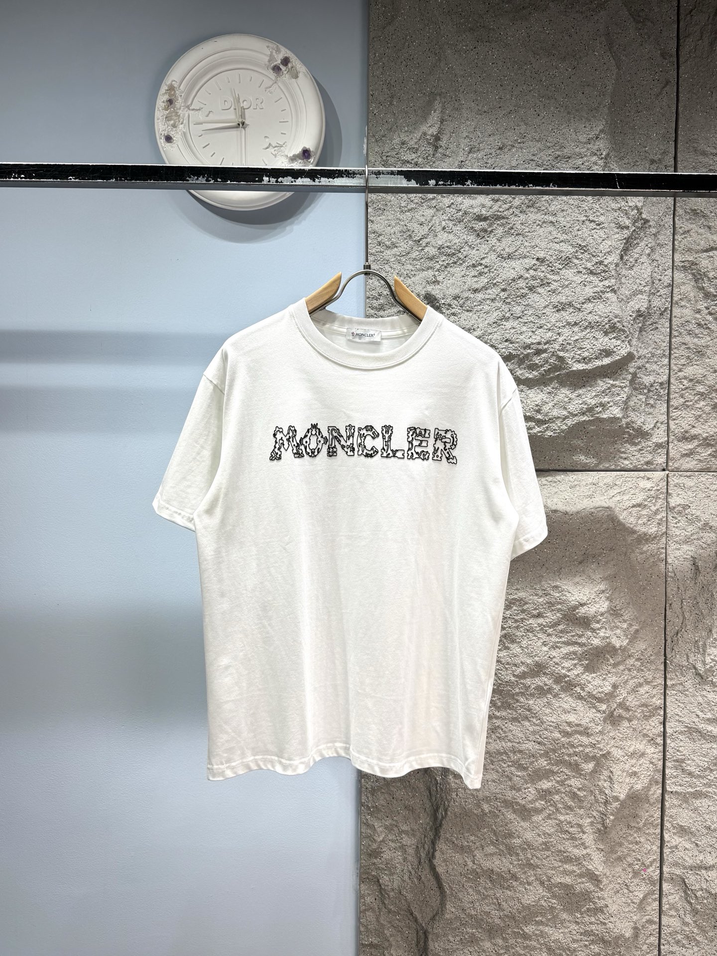 P148 Moncler* camiseta de manga corta con letras caladas‼️ 🖤Seleccionamos tela de algodón puro de alta calidad de 280g…