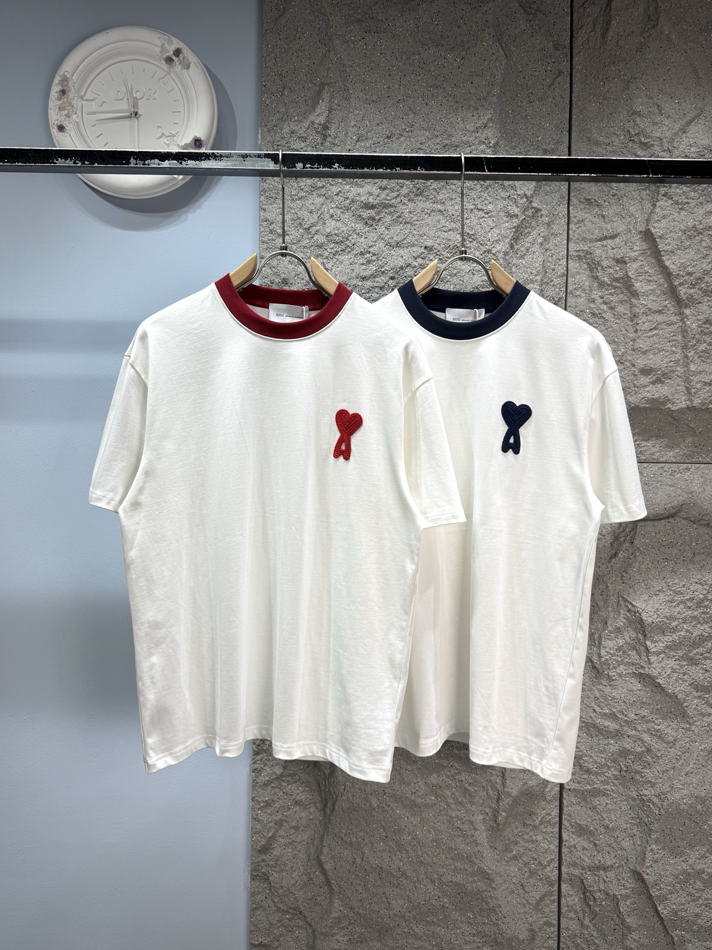 Blanco/Cuello rojo, Blanco/Cuello azul