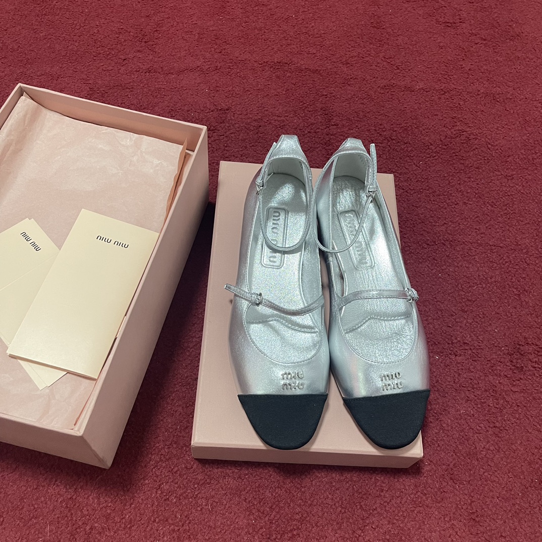 MiuMiu Single Layer Shoes 7 Star Collection
 Calfskin Cowhide Genuine Leather Lambskin Sheepskin Silk Spring Collection Vintage