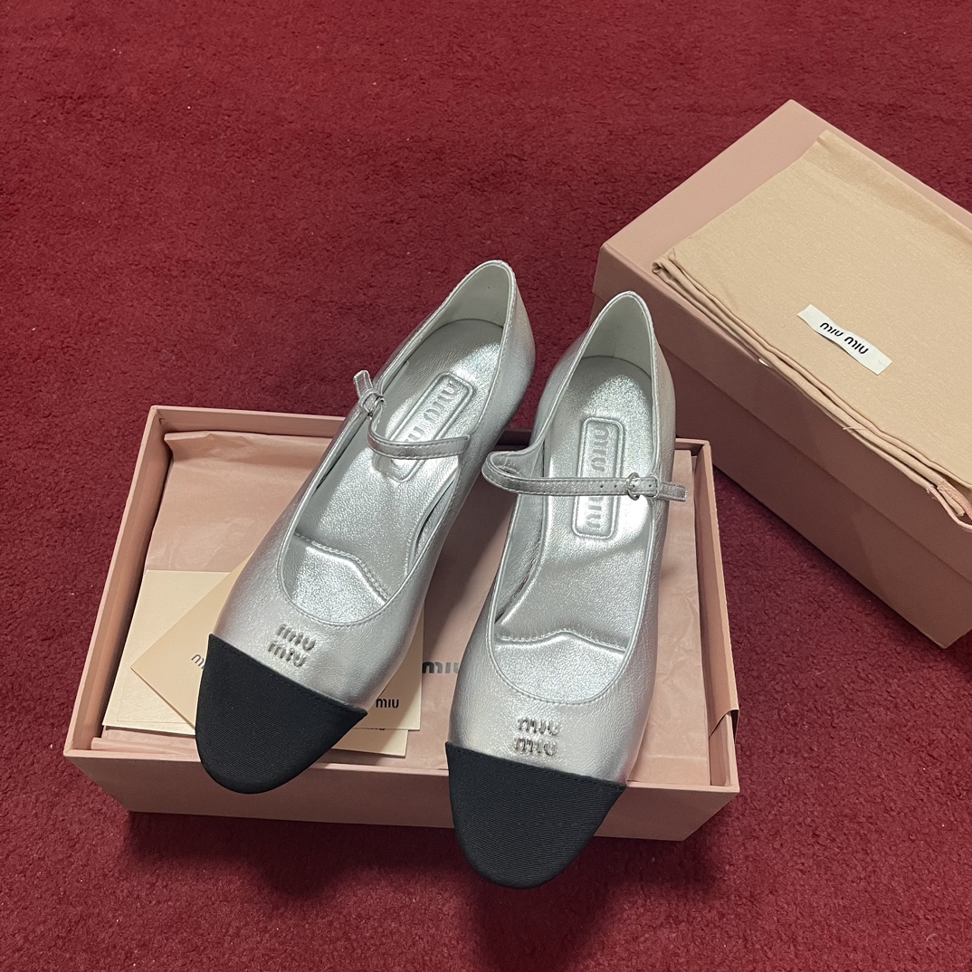 MiuMiu Single Layer Shoes Calfskin Cowhide Genuine Leather Lambskin Sheepskin Silk Spring Collection Vintage