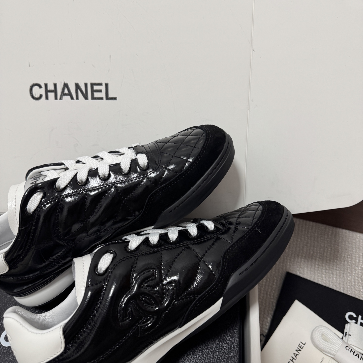 NO:759281,- Detailed picture #Black is consistent with the original product, with eyelets, casual shoes/sports shoes, sneakers19860909- 细节图#黑色与正品一致打了鸡眼,休闲鞋/运动鞋,sneakers,Women's Shoes