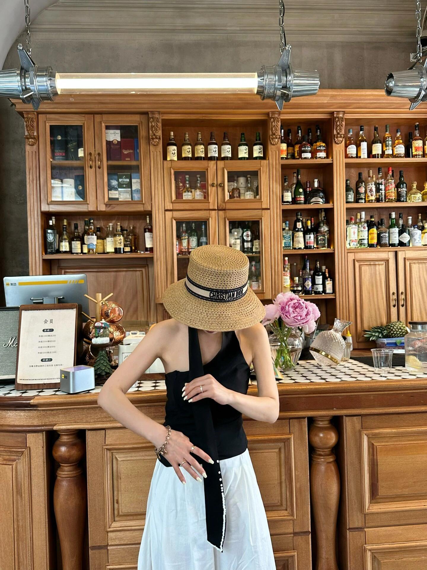 NO:797281,A good companion when traveling, a high-end sun hat, hats,19860909旅行中好伴侣 一顶高级遮阳帽,,hats,,Women's clothing