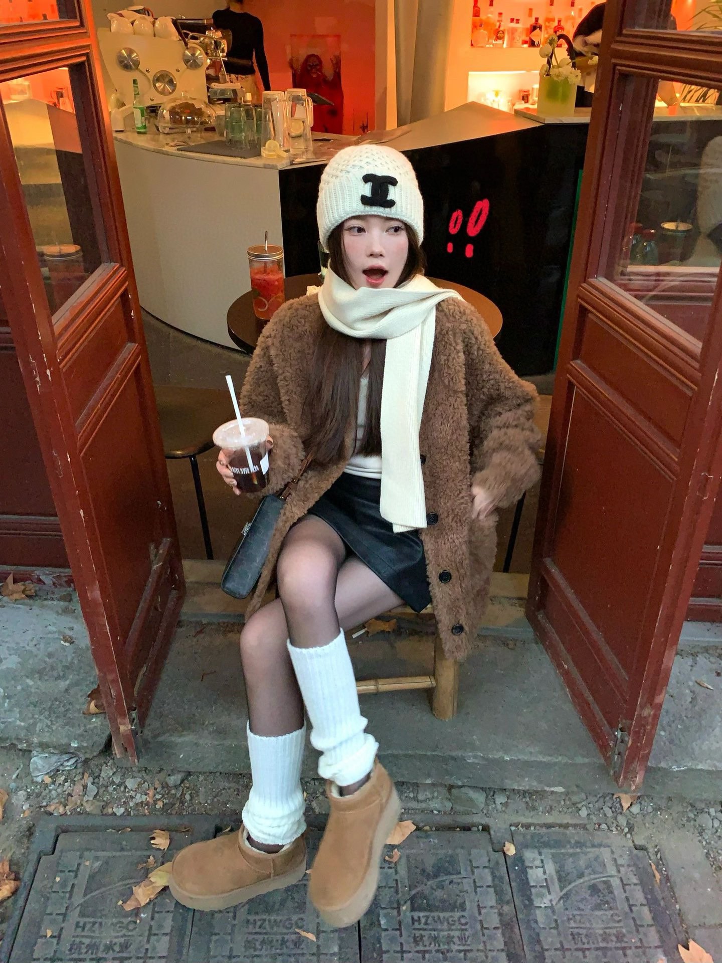 NO:591780,Travel freely and enjoy winter to the fullest ~~,,alexander wang19860909出行自由 极致享受冬天 ~~,,alexander wang,Women's clothing