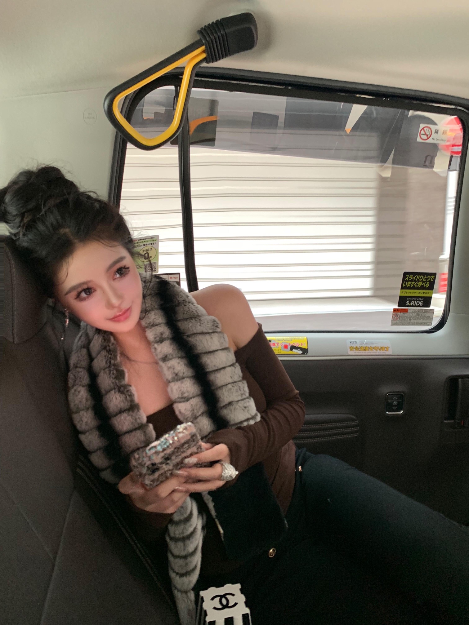 NO:608383,The more popular it is, the more you have to buy a high-end version. It’s not embarrassing to wear matching shirts, alexander wang19860909越火越要买高版 撞衫不尴尬,,alexander wang,Women's clothing