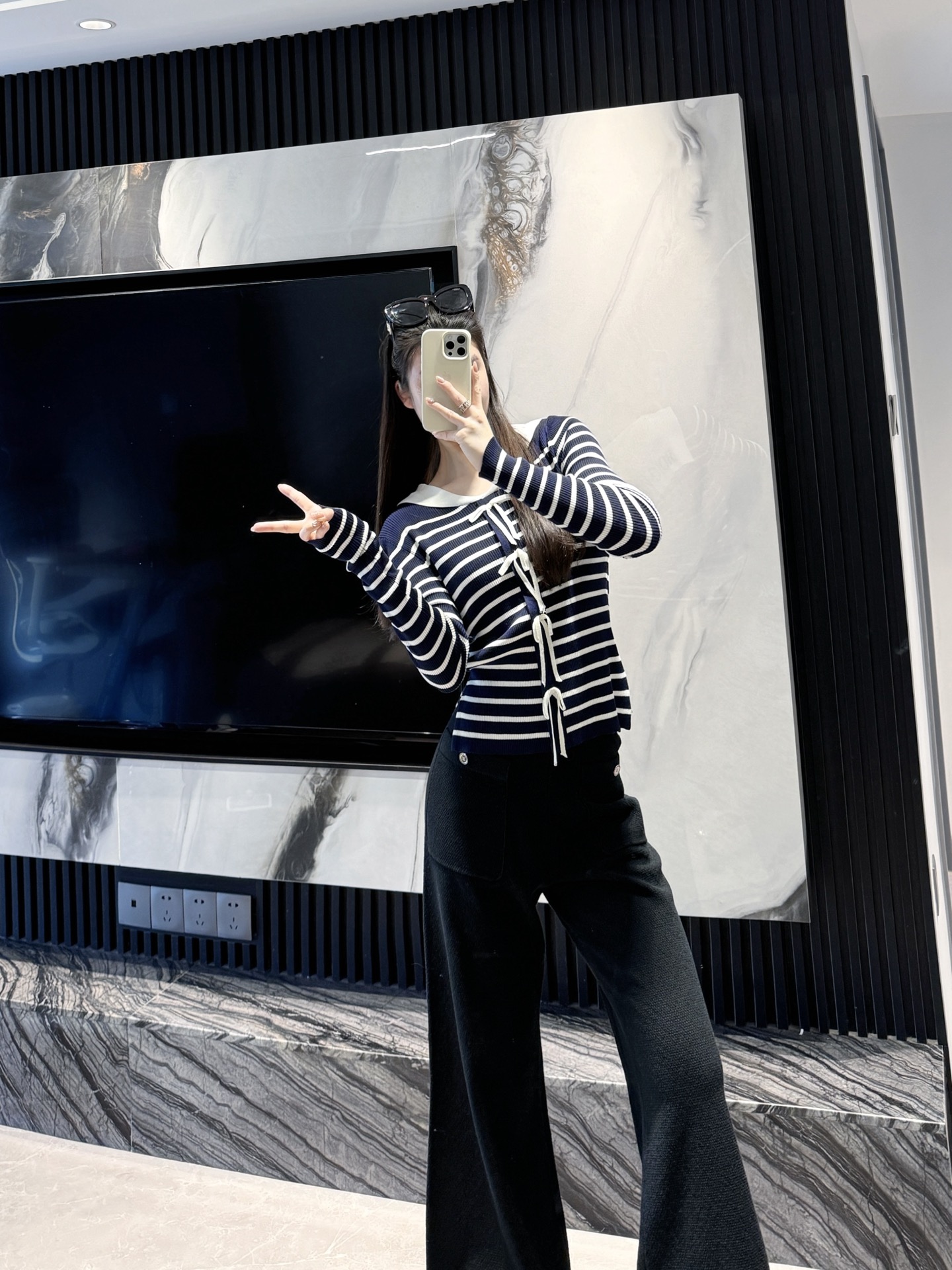 NO:477154,My own model with cc knitted pants, alexander wang19860909自家模特上身 搭配cc针织裤,,alexander wang,Women's clothing