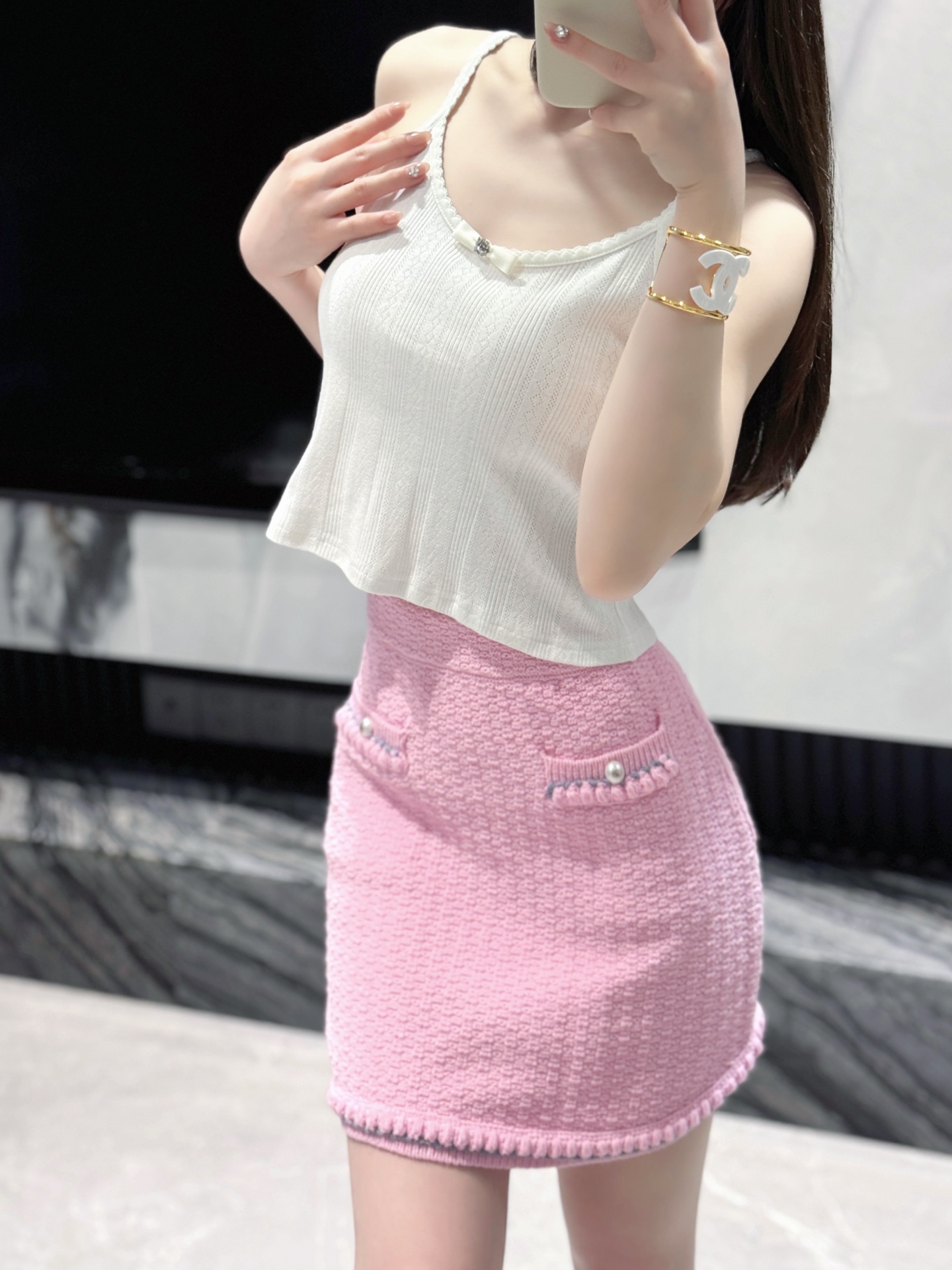 NO:481568,My own model looks with bow skirt, skirts, alexander wang19860909自家模特look 搭配蝴蝶结半裙,,skirts,alexander wang,Women's clothing