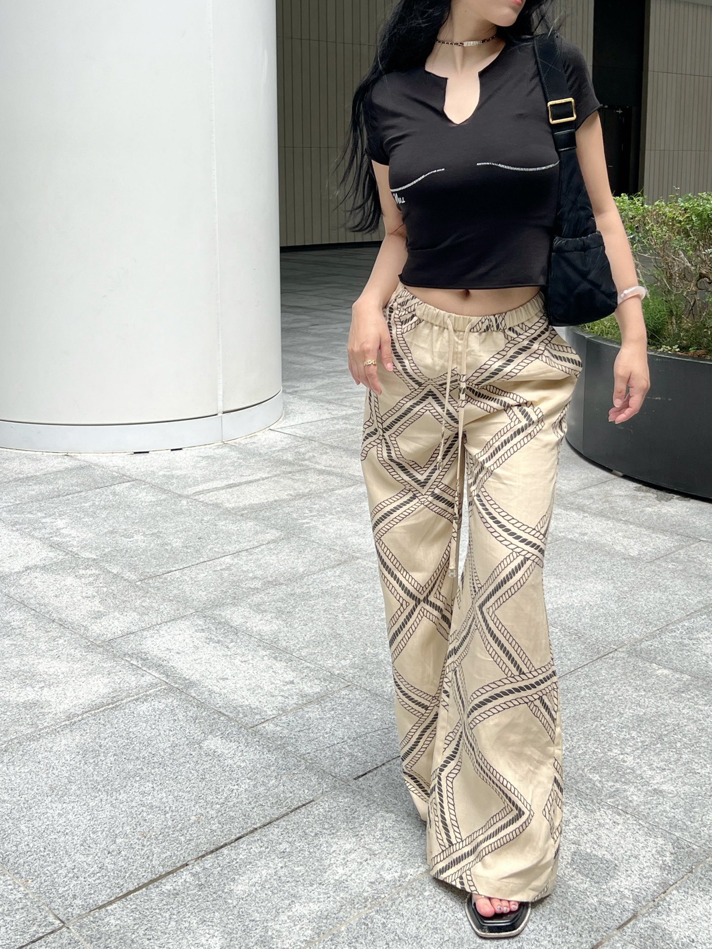 NO:473249,Wear the right pants, not afraid of the hot summer, alexander wang19860909穿对了裤子 不惧炎夏,,alexander wang,Women's clothing