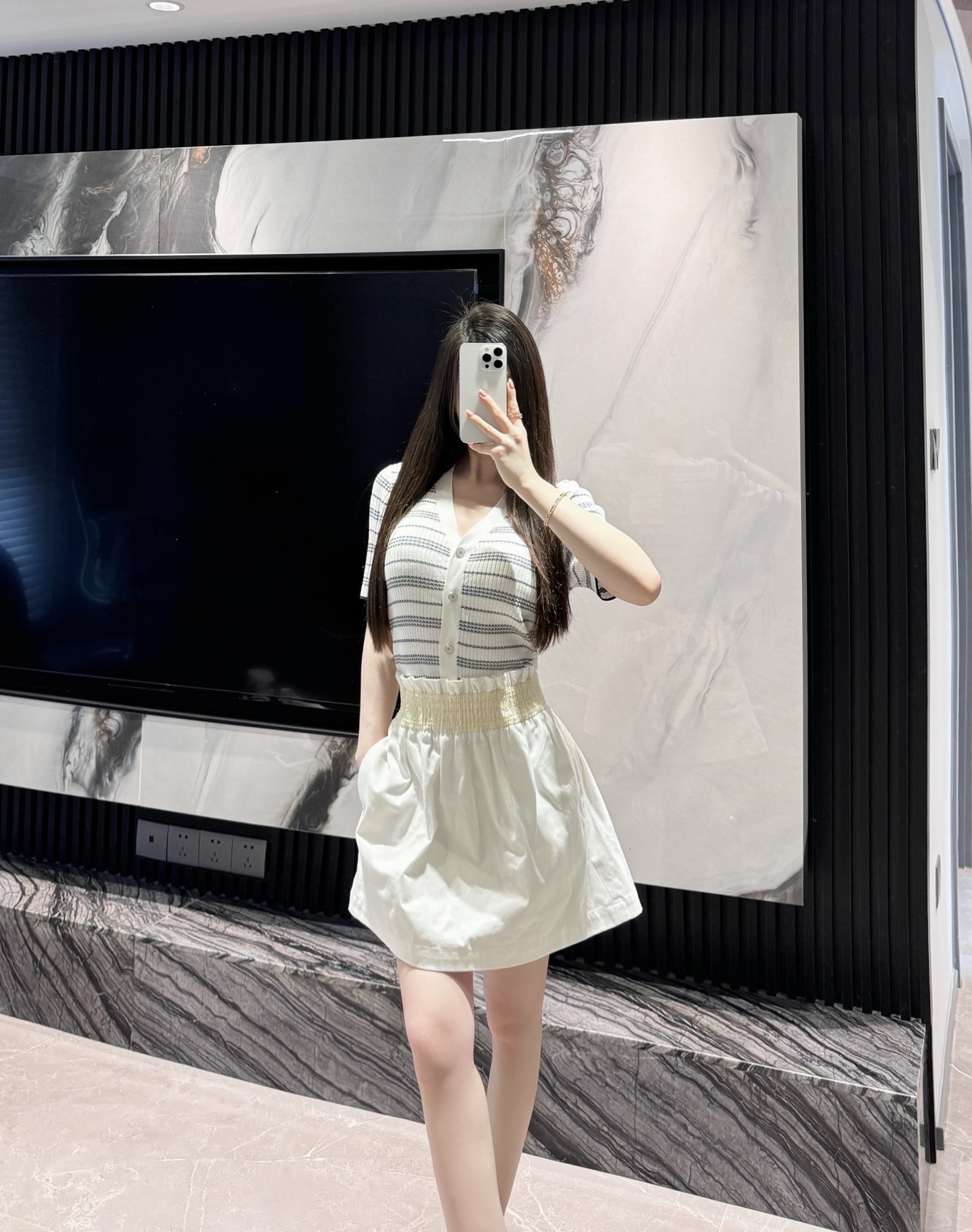 NO:466192,Gentle and generous, secretly showing off financial resources, alexander wang19860909温柔大方 暗戳戳的秀财力,,alexander wang,Women's clothing