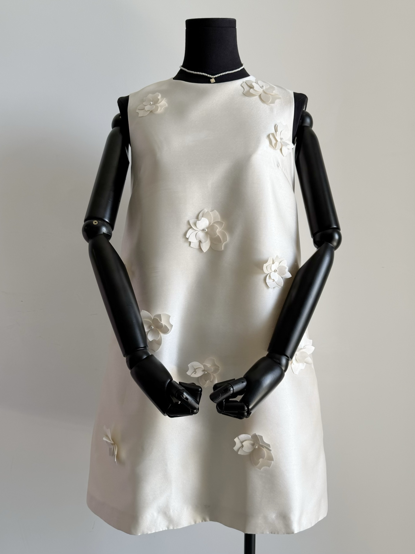 NO:472033,I found the beautiful fairy skirt of Fabrique, not inferior to any luxury at all!! Excellent wool + mulberry silk fabric, the good style is not soft and can withstand long-term washing and will not deform. The master's three-dimensional cut A-shaped style is excellent inclusive to the figure, with a drape, it does not look fat at all, and it does not look wide. The first batch of good goods must be collected in the warehouse, skirts, alexander wang19860909Fabrique绝美仙女裙被我找到啦 完全不输任何顶奢 !! 绝好的绵羊毛+桑蚕丝面料 自带好版型不软塌 且经得起长期穿洗不变形 工艺精湛老师傅立体剪裁A字版型 对身材包容性极佳 有垂坠感完全不显胖,不显宽 首批好货入库衣橱必收,,skirts,alexander wang,Women's clothing