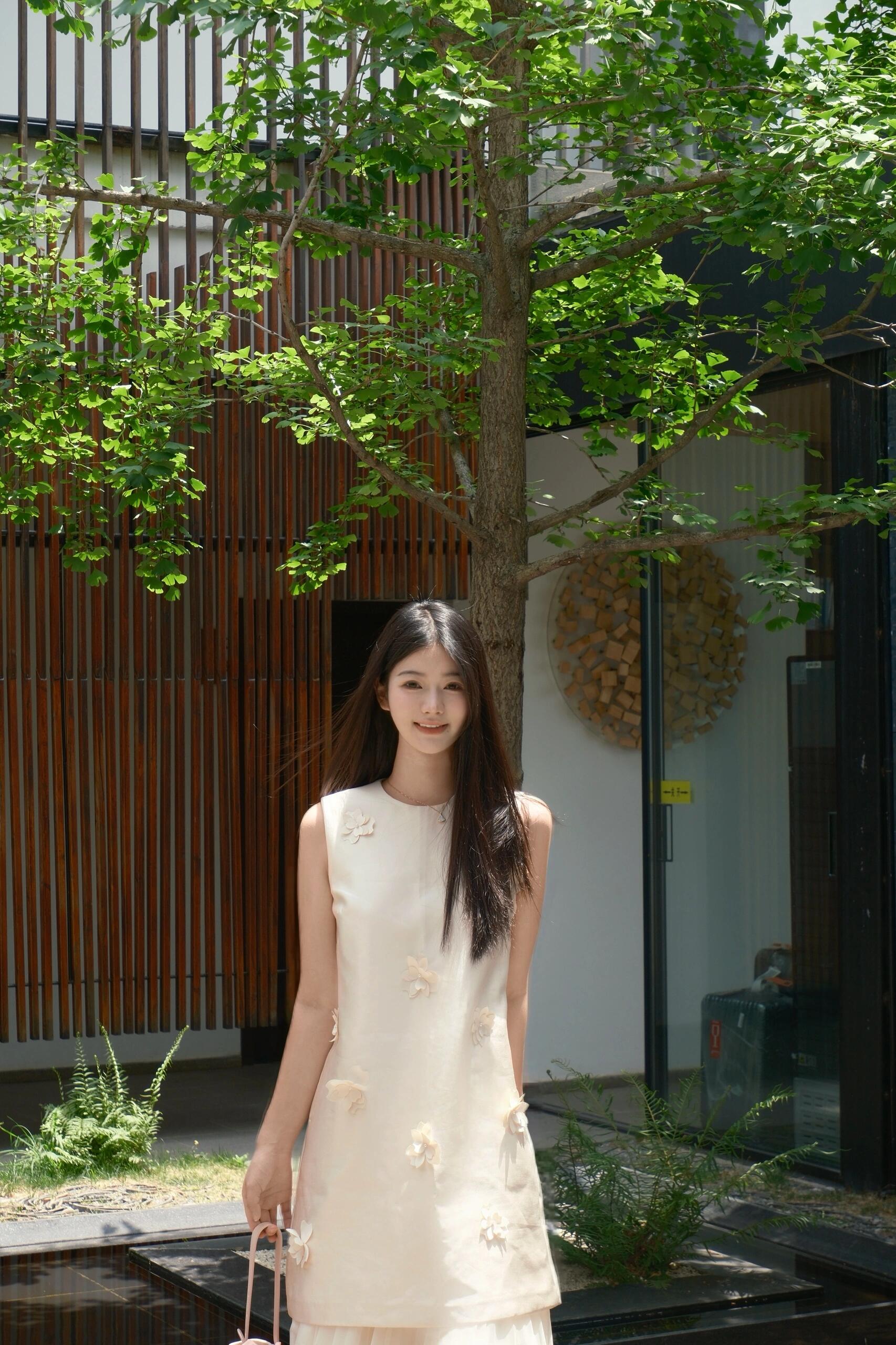 NO:472035,With its own lighting effect, the whole person is shining, alexander wang19860909自带打光效果 整个人都在闪闪发光,,alexander wang,Women's clothing