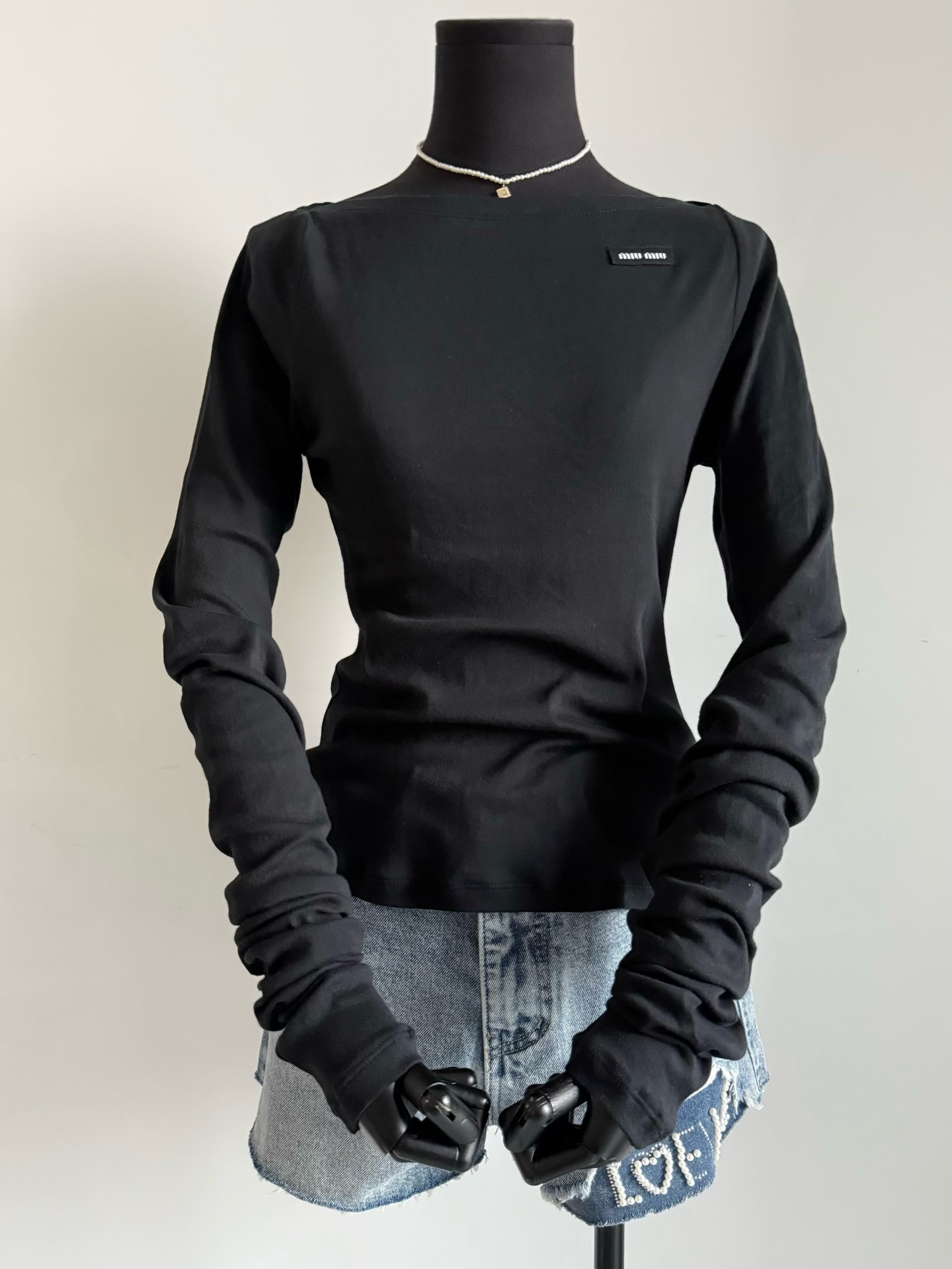 NO:497839,Real photo of black details, super soft and breathable, not hot, can be used as sunscreen, alexander wang19860909黑色细节实拍图 超软糯透气,不会热可当防晒,,alexander wang,Women's clothing