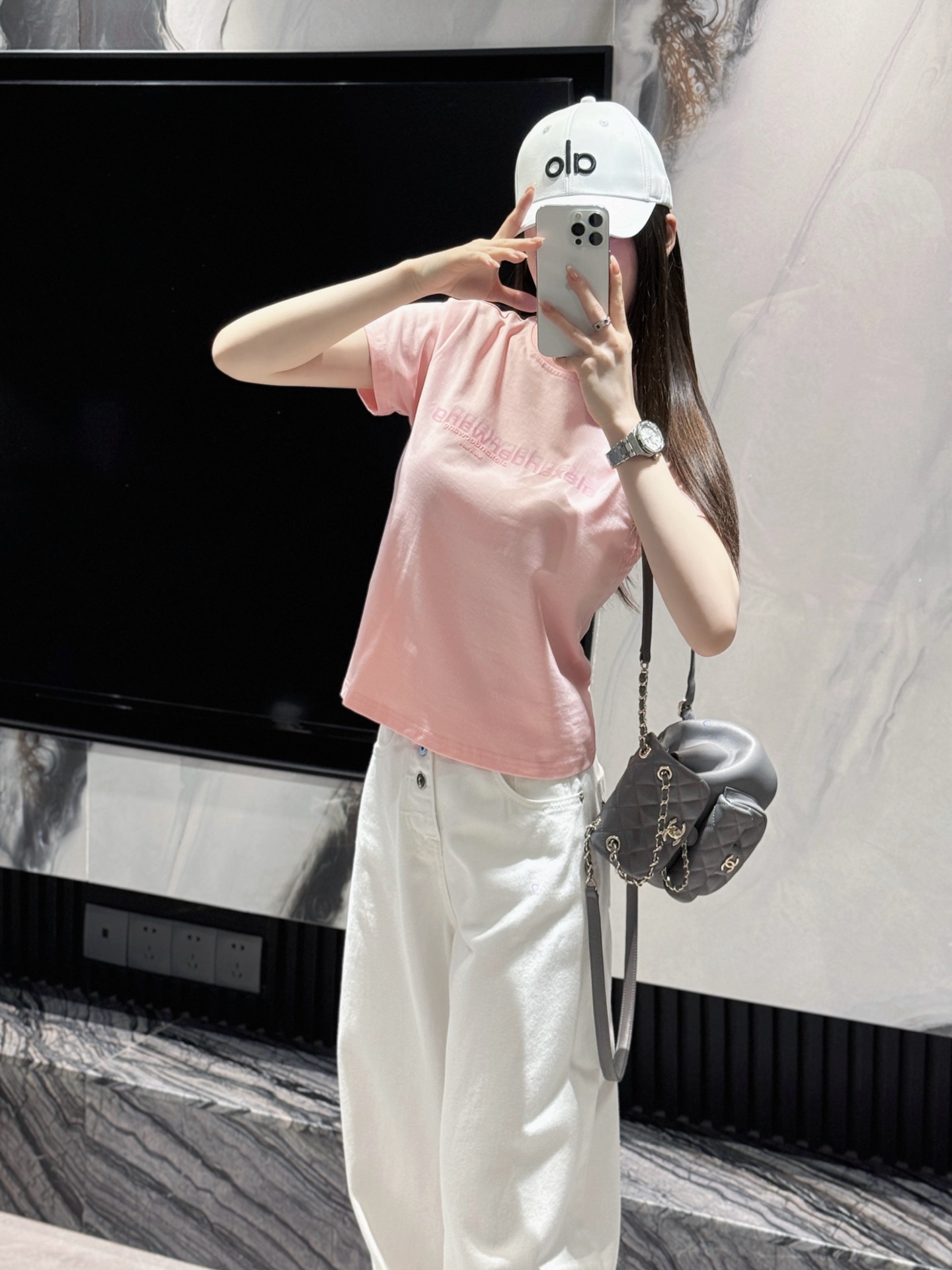 NO:484308,My own model look with pd white jeans, jeans, alexander wang19860909自家模特look 搭配pd白色牛仔裤,,jeans,alexander wang,Women's clothing