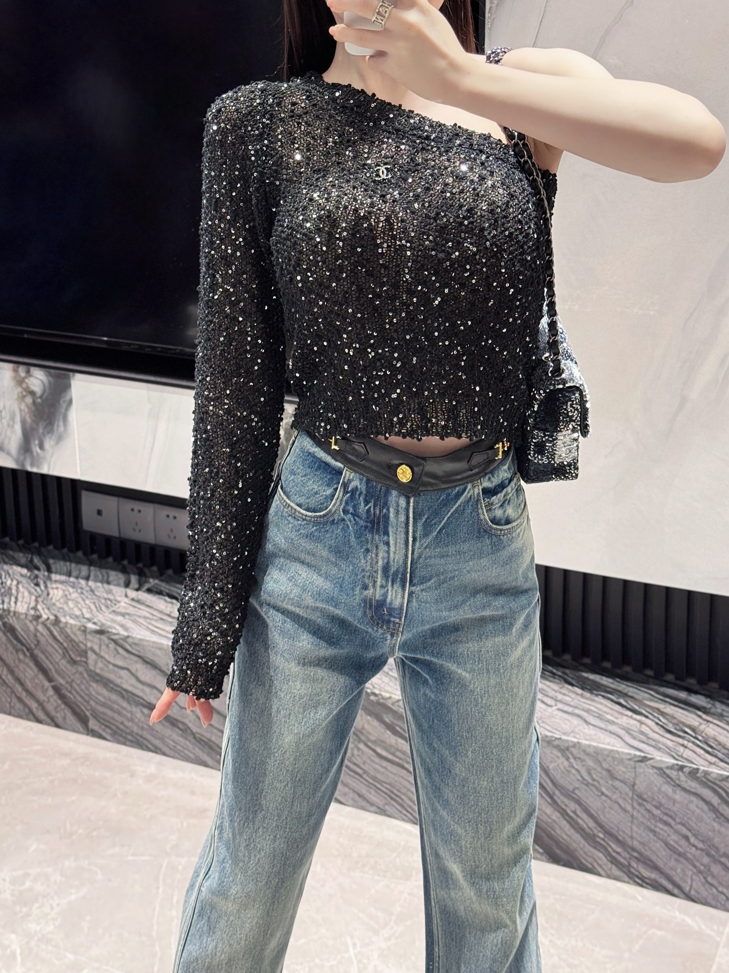 NO:544737,My own model looks easy to match and slim. I really love it, alexander wang19860909自家模特look 好搭又显瘦 真正爱了,,alexander wang,Women's clothing