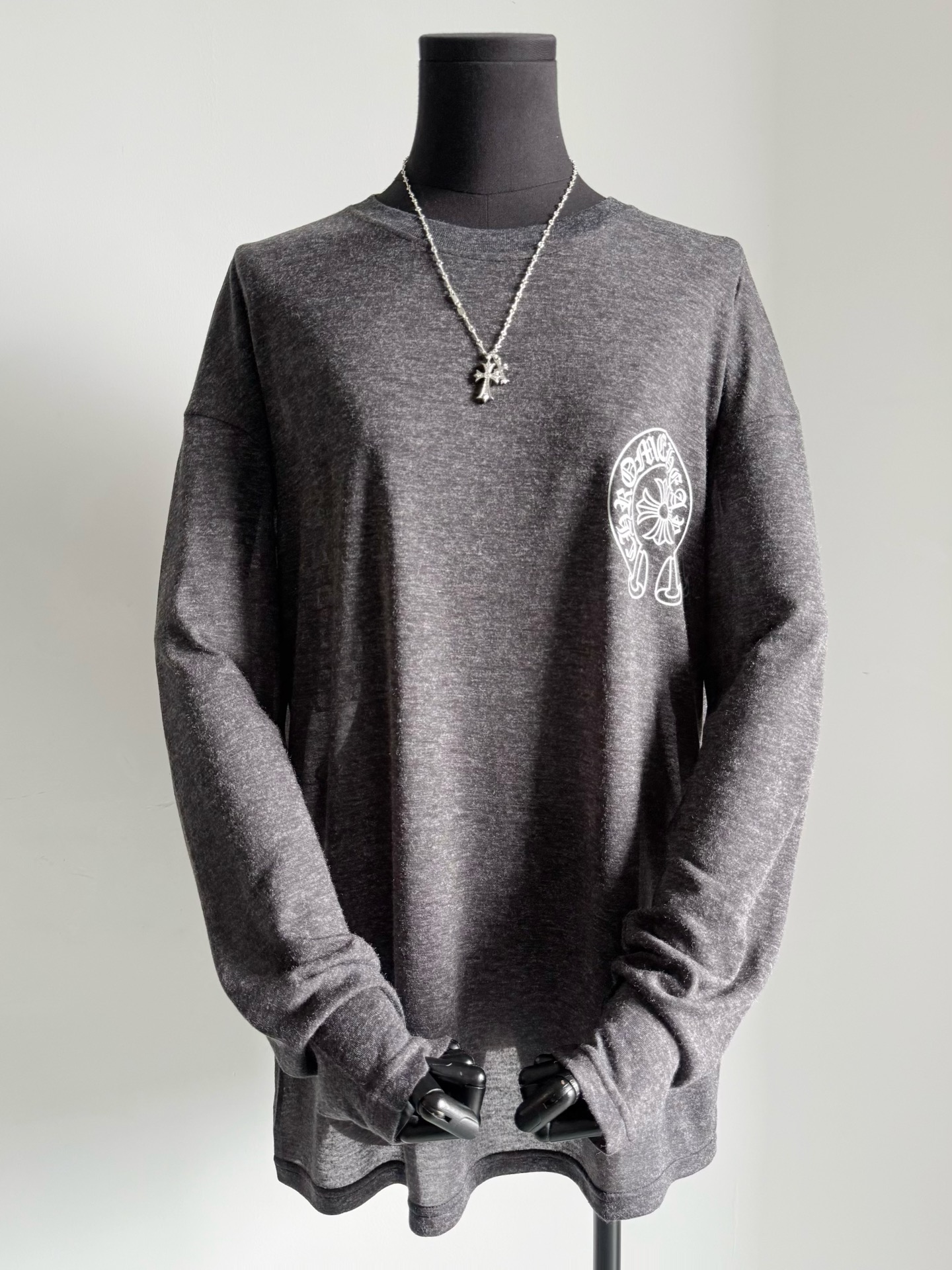 NO:544760,Many old customers are trying to come out. Crowxin believes that my products will not take detours!! The manufacturer that will meet your request is us ~~ Dingzhi Ding Ding Ultra-thin Grained Cotton Fabric is a fabric commonly known as 'breathing', which is soft in skin, and the comfort can reach the international baby fabric level. I don't say much nonsense. Both colors must be kept for themselves and worn, chrome hearts, alexander wang19860909不少老顾客力求我们出 克罗xin认准我家出品不走弯路 !! 有求必应的厂家就是我们了 ~~ 定织定染超轻薄颗粒感纯棉面料 俗称“会呼吸”的面料,亲肤柔软 舒适度可达国际婴儿织物级别 火爆程度我不多说废话 两个颜色都要自留换着穿,,chrome hearts,alexander wang,Women's clothing