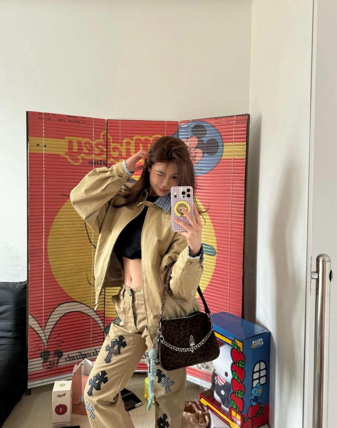 NO:499156,Relaxed and comfortable, it's very fashionable to put it on casually, alexander wang19860909轻松惬意 随便套下就很时髦,,alexander wang,Women's clothing