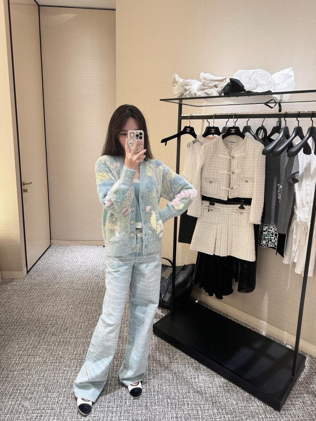 NO:469391,The real thing is much more beautiful than the pictures. It is worth collecting the series, alexander wang19860909实物比图片美太多 值得收藏系列,,alexander wang,Women's clothing