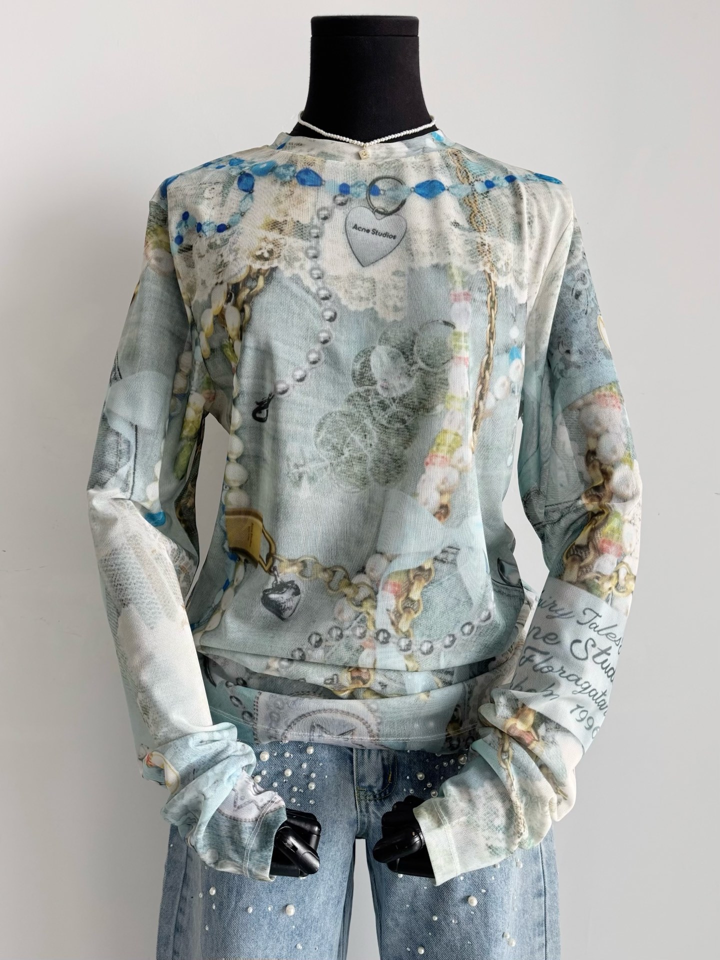 NO:473274,You need to collect the ac to be sure of my real photos. The small details are in place for real YB to buy, and you don’t take detours. This piece of mesh base is recommended for full scores!! Refreshing the understanding of base shirts. It is super light and breathable, with no sense of existence. Imported machine positioning and restoring prints. Although the prints are all over, it does not affect softness at all. Just wear a pair of ac jeans, jeans, alexander wang19860909要收ac认准我家实拍 真正YB入手小细节到位,不走弯路 这件网纱打底满分推荐 !! 刷新了对打底衫的认知 超轻薄透气,毫无存在感 进口机器定位还原印花 虽说满身印花却一点也不影响柔软 随便搭条ac的牛仔裤就可以,,jeans,alexander wang,Women's clothing