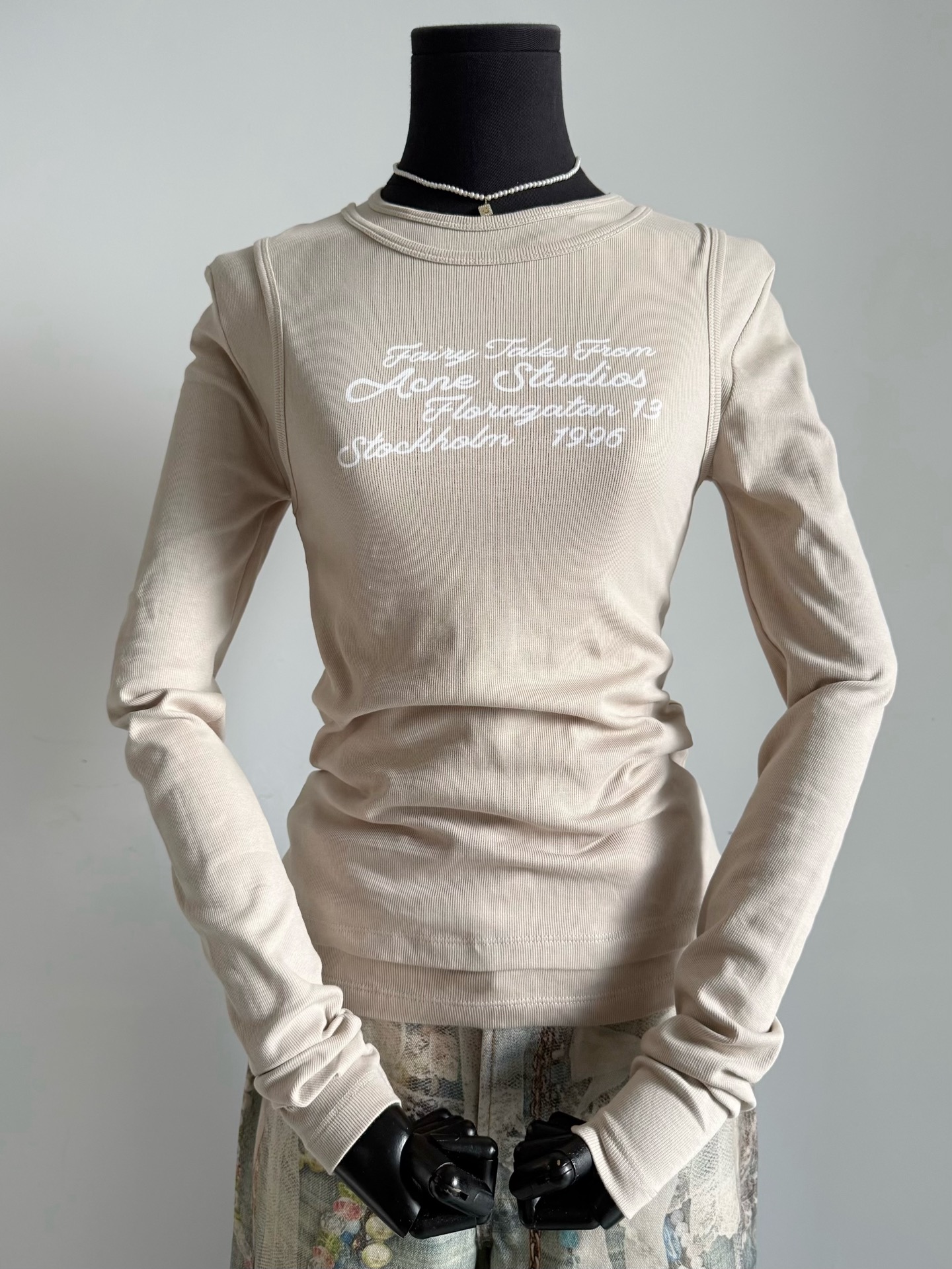 NO:474153,Real photos of shallow khaki details. Very high-end design. Even if you layer two pieces, it will look slim., alexander wang19860909浅卡其细节实拍图 很高级的设计 即使是叠穿两件也很显瘦,,alexander wang,Women's clothing