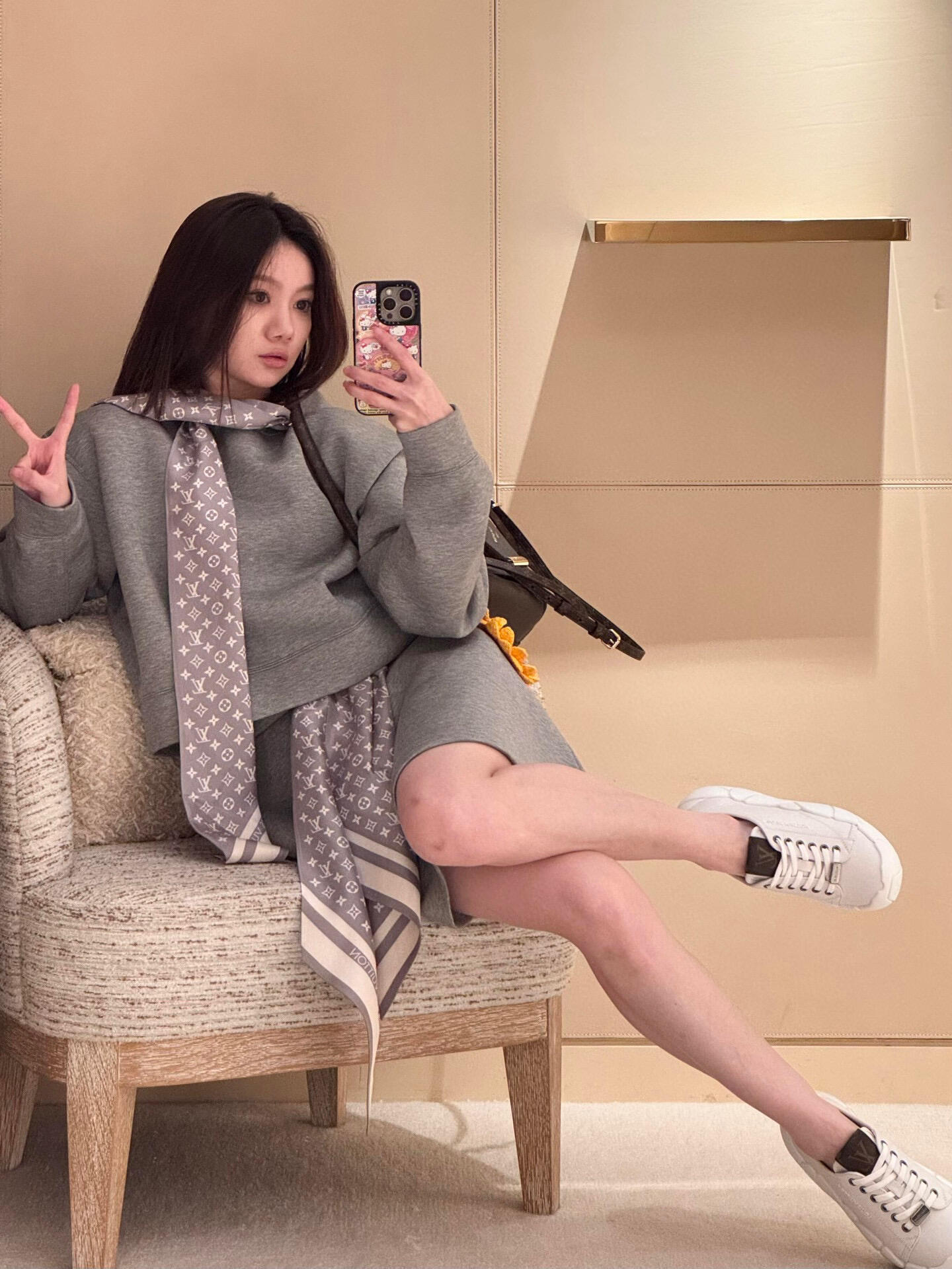 NO:477131,Sweatshirts + skirts, age-reducing and design-like, hoodie, sweatshirts, skirts, alexander wang19860909卫衣+半裙 减龄又有设计感,,hoodie,sweatshirts,skirts,alexander wang,Women's clothing