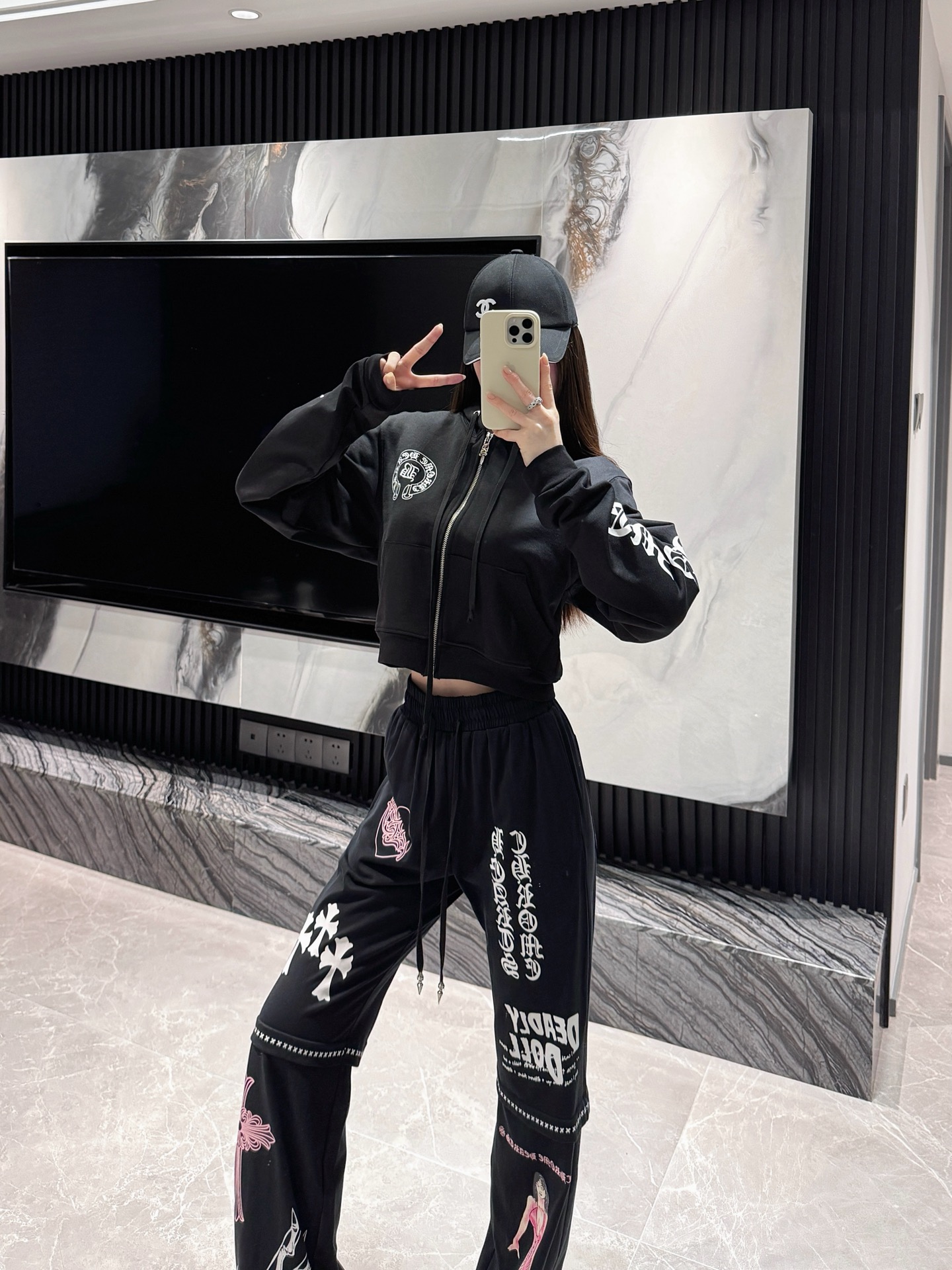 NO:478793,My own model looks good in a set of ch top body!!!, alexander wang19860909自家模特 一套ch上身好好看 !!,,alexander wang,Women's clothing