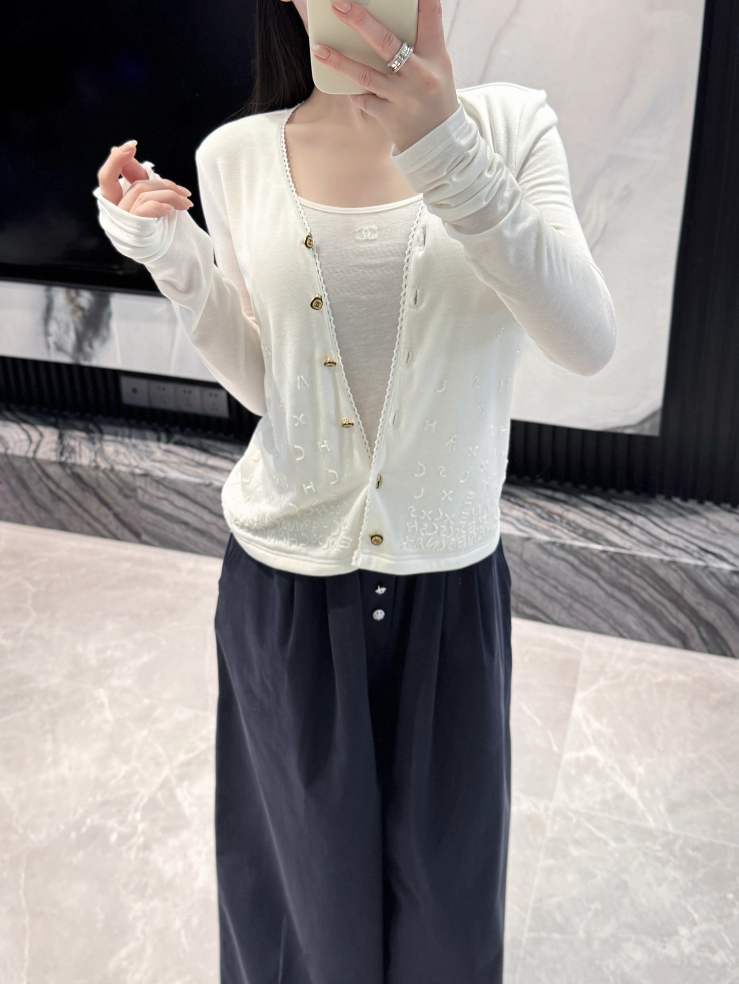 NO:481647,Effortlessly beautiful, free to enter and exit various occasions, alexander wang19860909美得不费力 自由出入各种场合,,alexander wang,Women's clothing