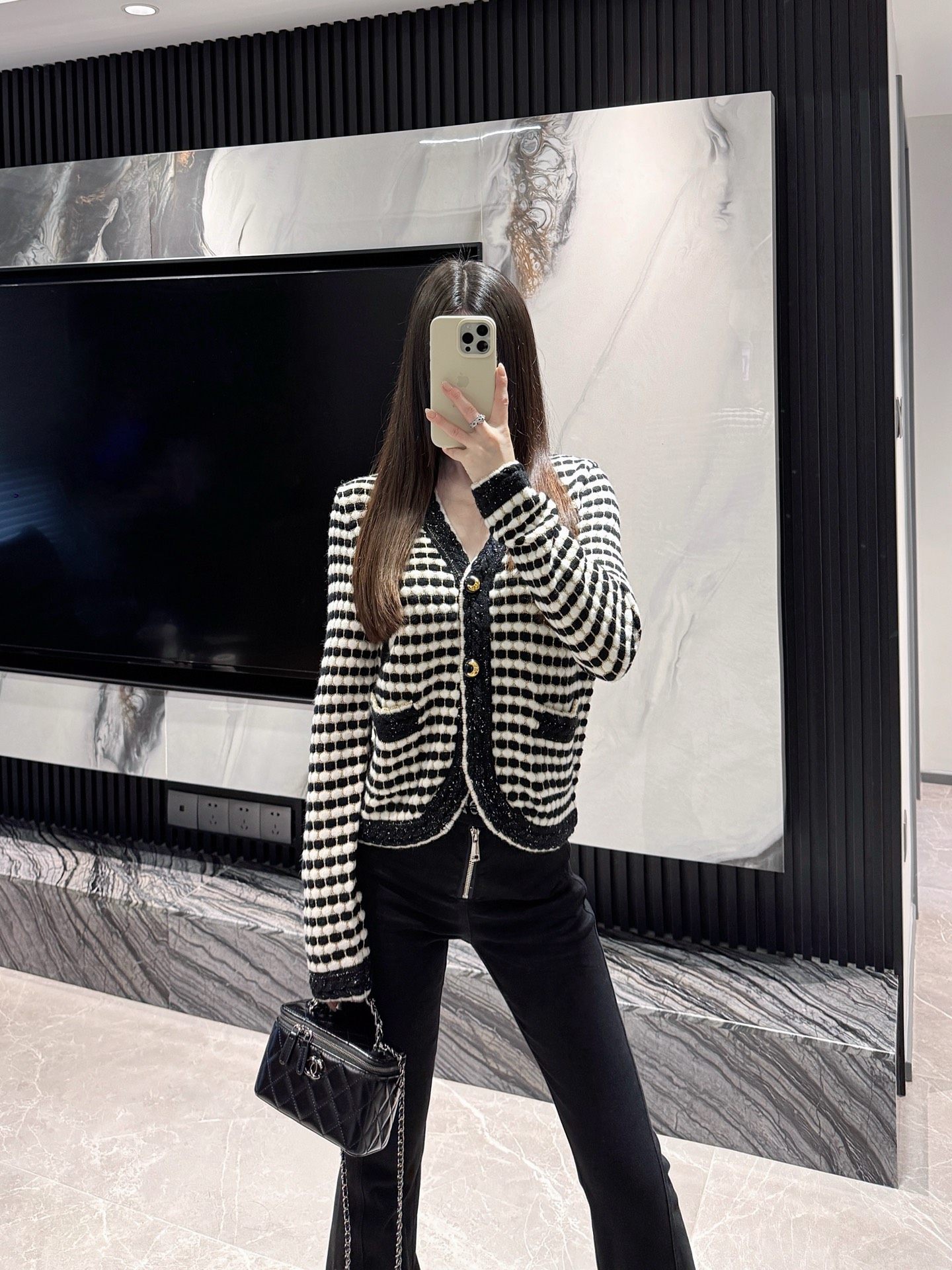 NO:483630,My own model looks with ch micro-flare jeans, jeans, alexander wang19860909自家模特look 搭配ch微喇牛仔裤,,jeans,alexander wang,Women's clothing