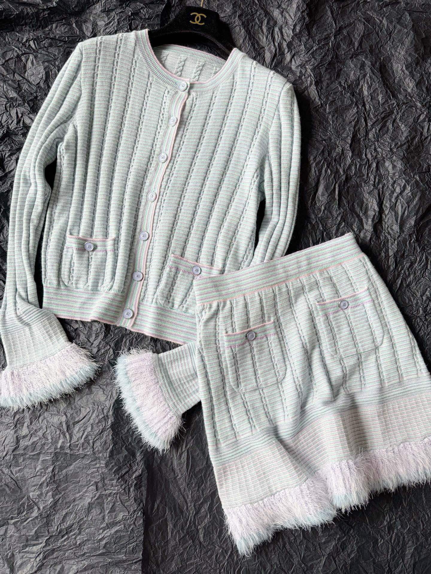 NO:490792,The matching knitted skirt is also released. I know the color and real photos of my home, and the hardware, skirts, alexander wang19860909配套针织半裙也出了 认准我家色调和实拍以及五金,,skirts,alexander wang,Women's clothing