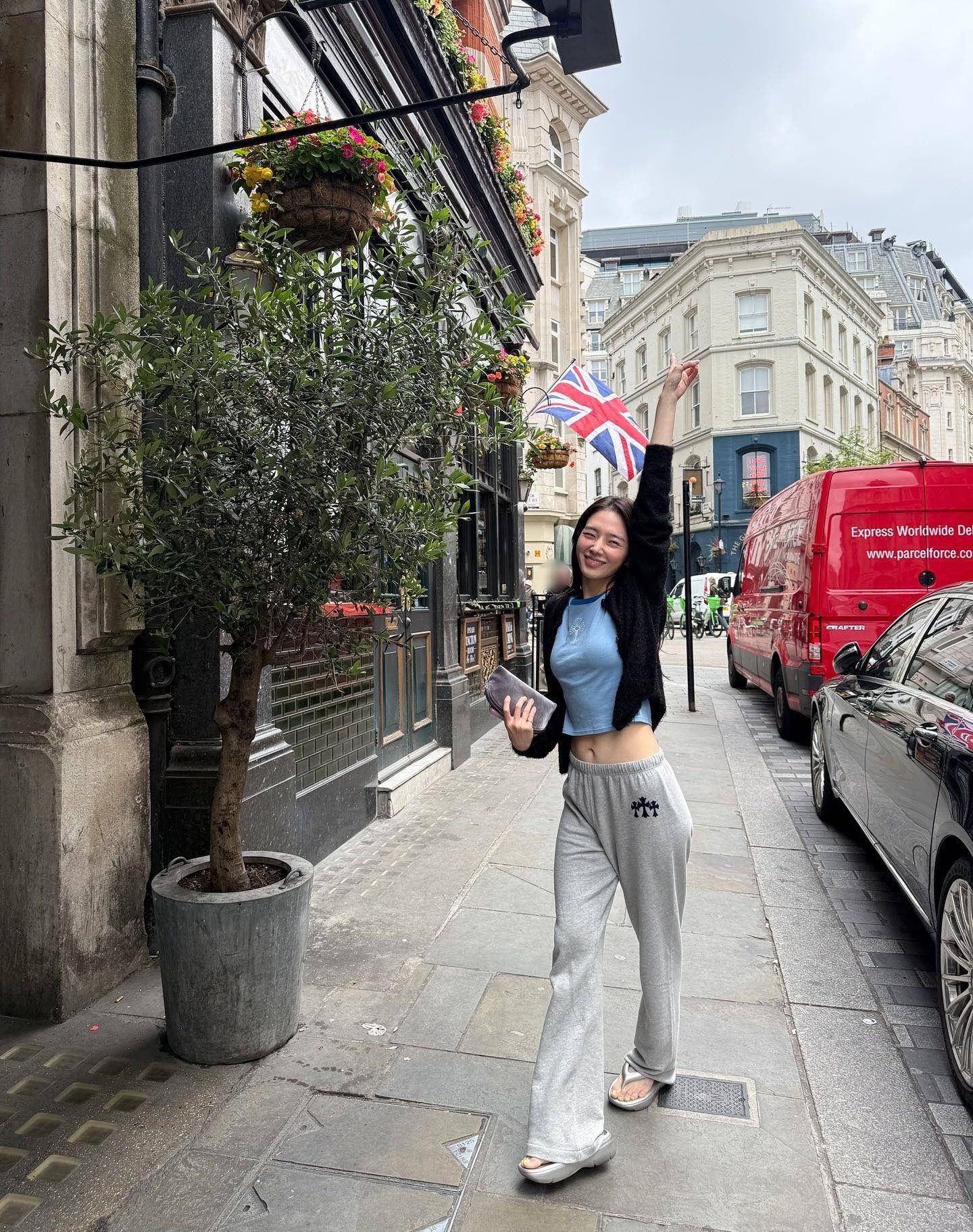 NO:517696,Atmospheric pants, whoever wears them looks good ~~, alexander wang19860909氛围感神裤 谁穿谁好看 ~~,,alexander wang,Women's clothing