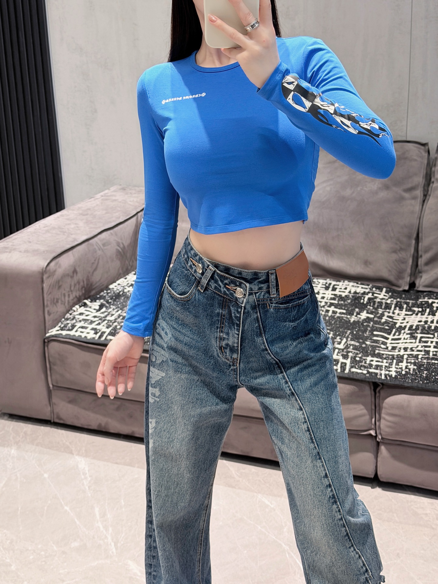 NO:535773,My own model looks with ch letter jeans, jeans, alexander wang19860909自家模特look 搭配ch字母牛仔裤,,jeans,alexander wang,Women's clothing