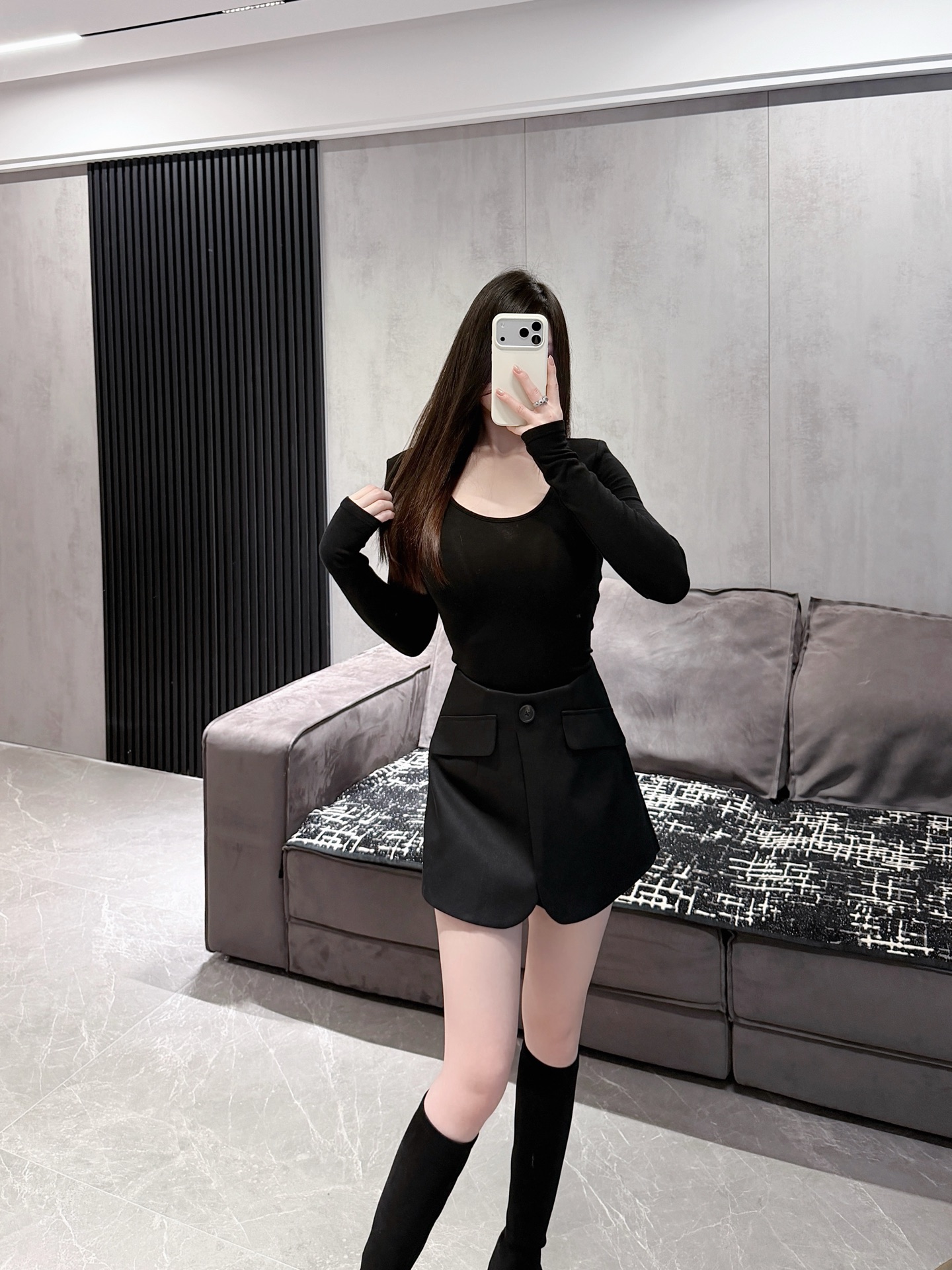 NO:536601,My own model looks paired with ZY slim skirts, skirts, alexander wang19860909自家模特look 搭配ZY显瘦裙裤,,skirts,alexander wang,Women's clothing