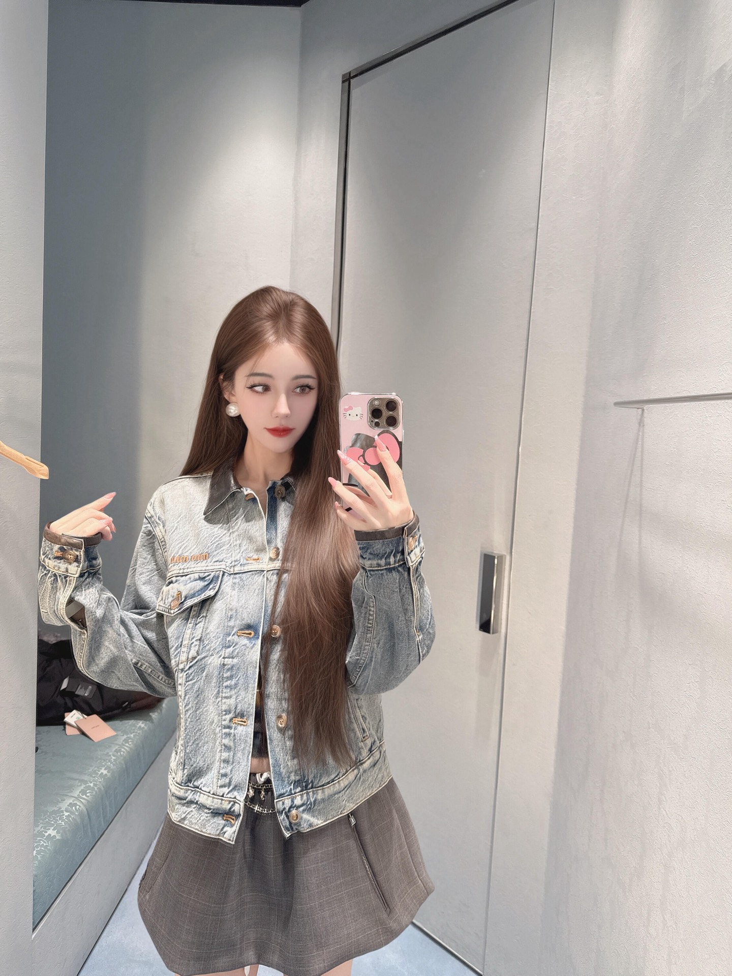 NO:549844,The cabinet sisters are wearing this one, this one is very nice to wear, alexander wang19860909柜姐纷纷上身 这件好好穿,,alexander wang,Women's clothing