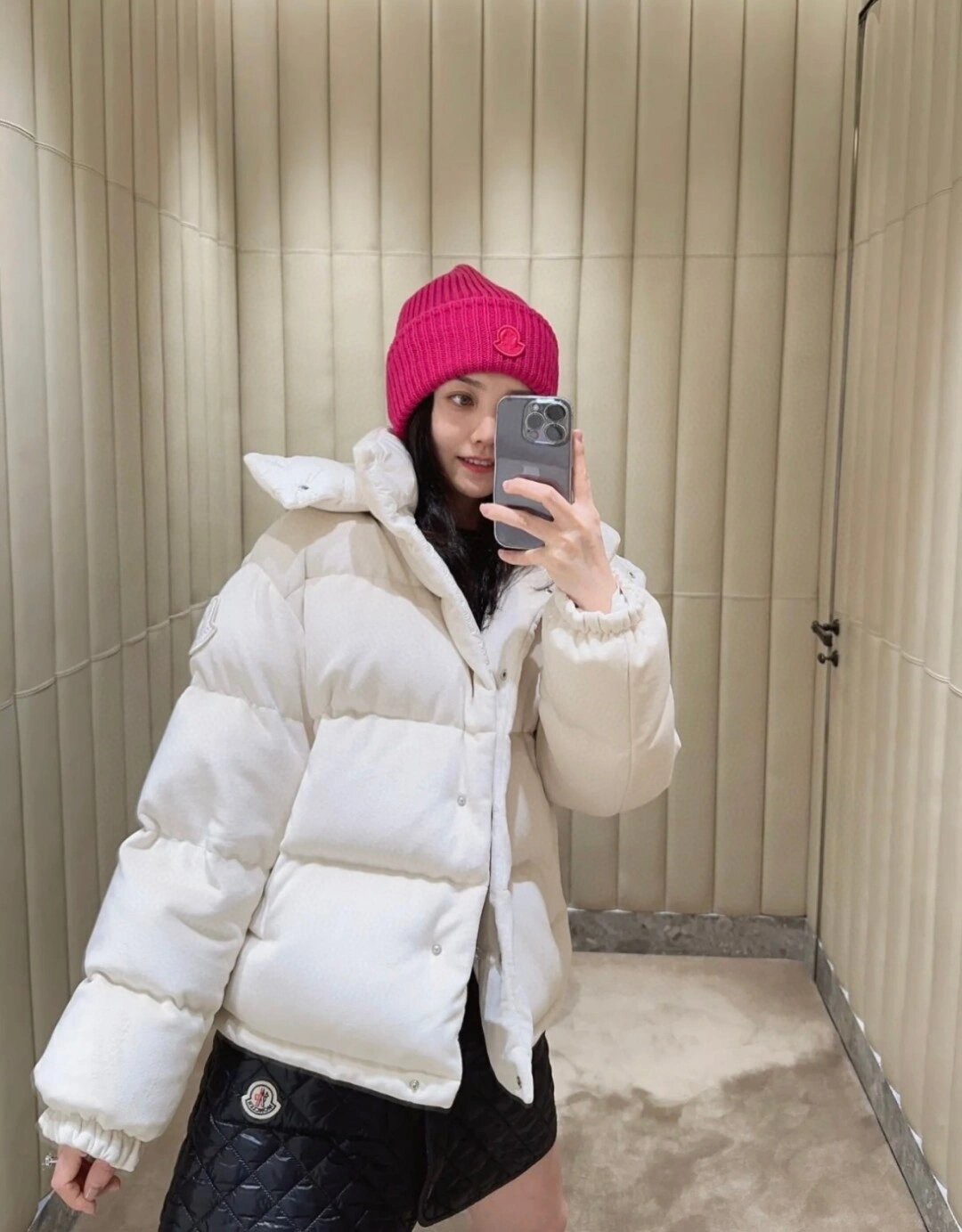NO:563419,Although it is a down jacket, it will not look like Michelin tires, down jacket, alexander wang19860909虽然是羽绒服 但不会像米其林轮胎,,down jacket,alexander wang,Women's clothing