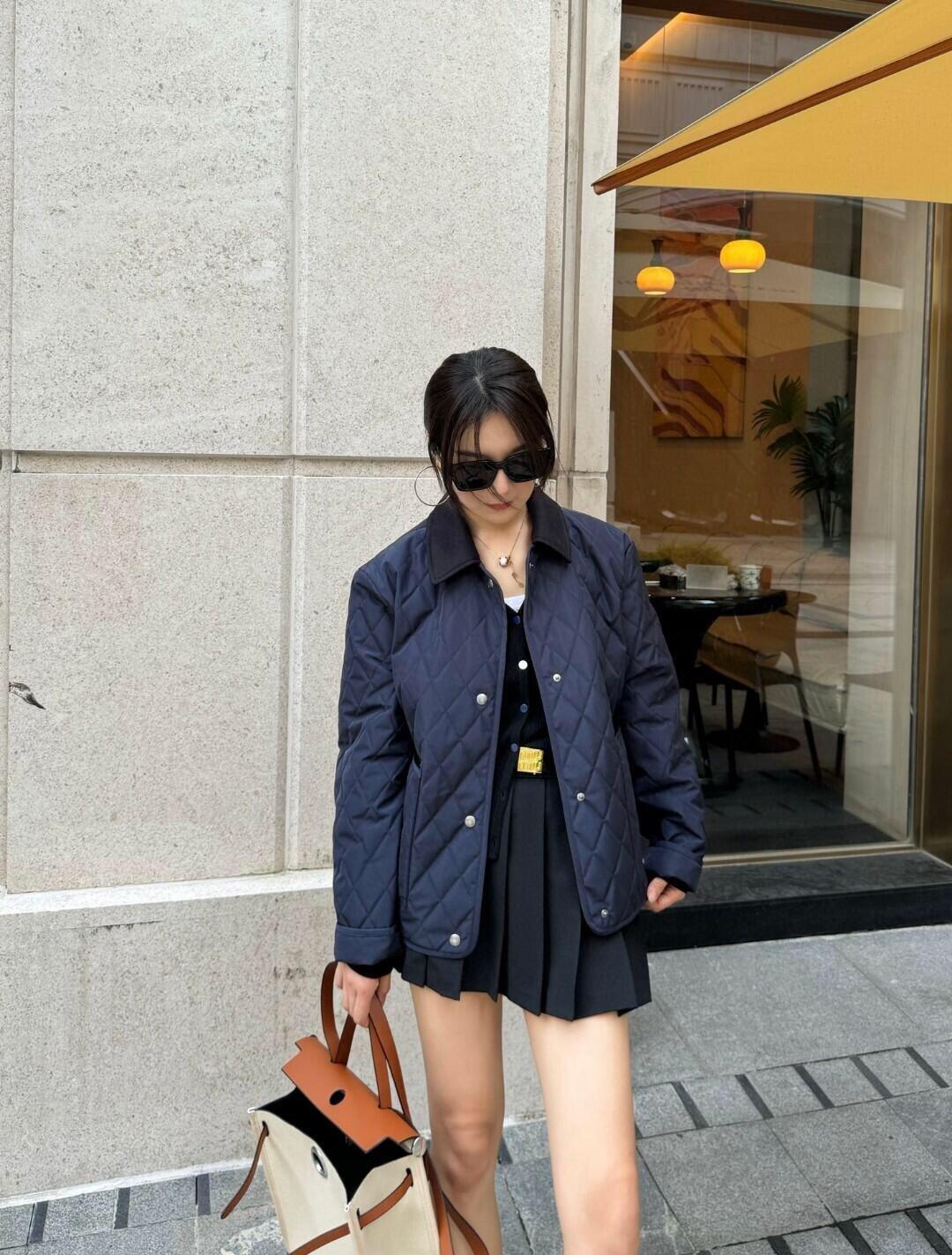 NO:565728,Infinite loop upper body is really easy to wear,,alexander wang19860909无限循环上身 实实在在地好穿,,alexander wang,Women's clothing