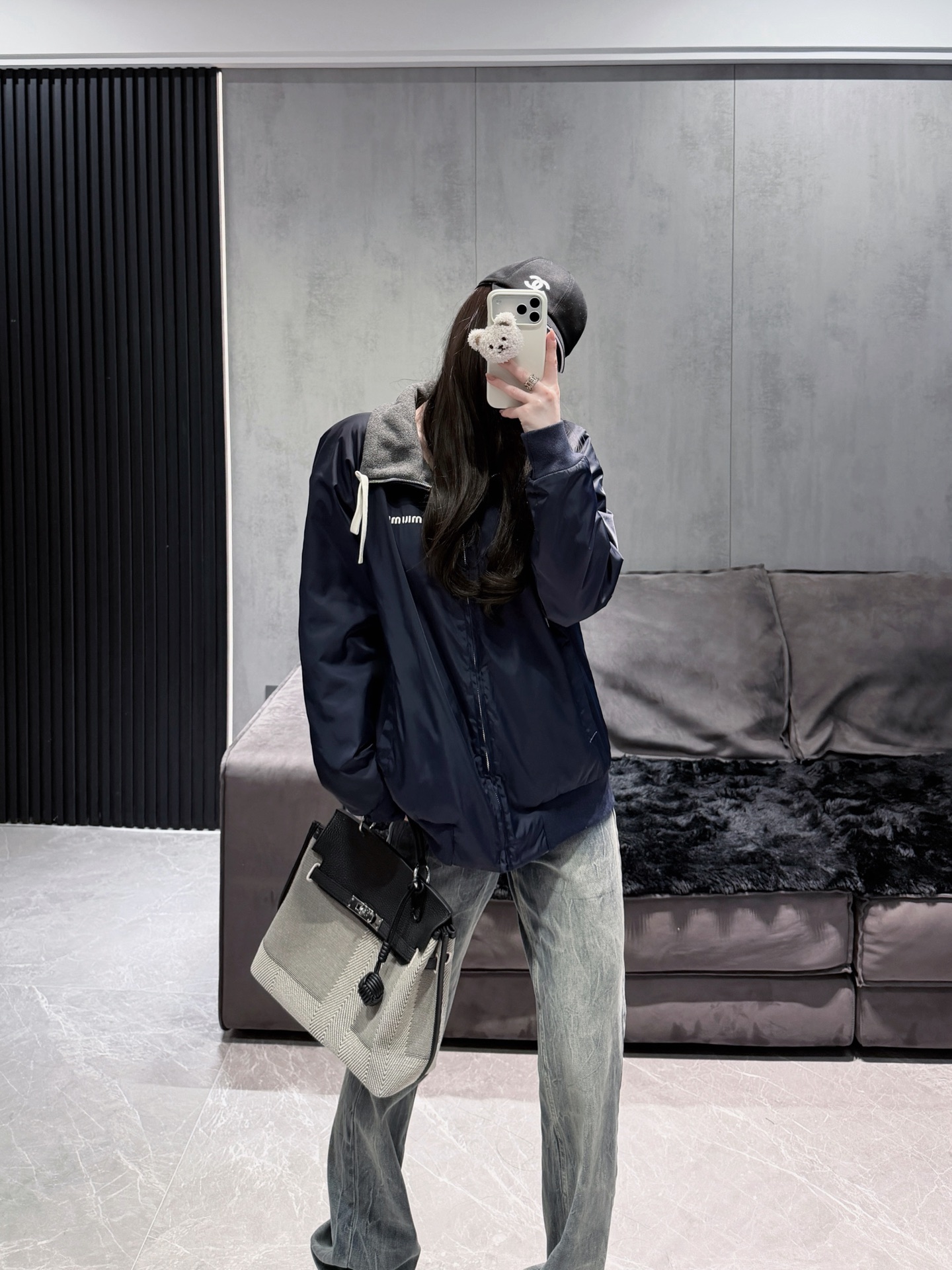 NO:578856,Own model look with miu jeans,,miumiu,jeans,alexander wang19860909自家模特look 搭配miu牛仔裤,,miumiu,jeans,alexander wang,Women's clothing