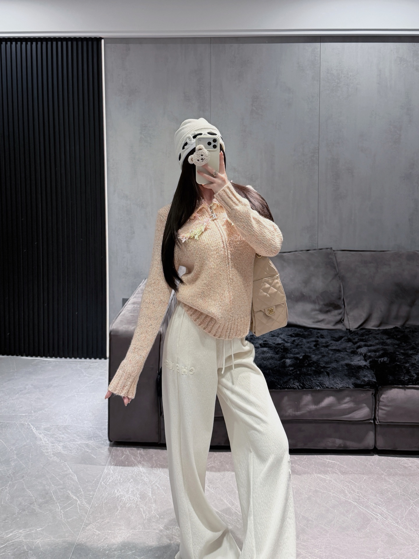 NO:590768,Own model look with cc second-hand knitted jacket, jackets & coats, alexander wang19860909自家模特look 搭配cc中古针织外套,,jackets & coats,alexander wang,Women's clothing