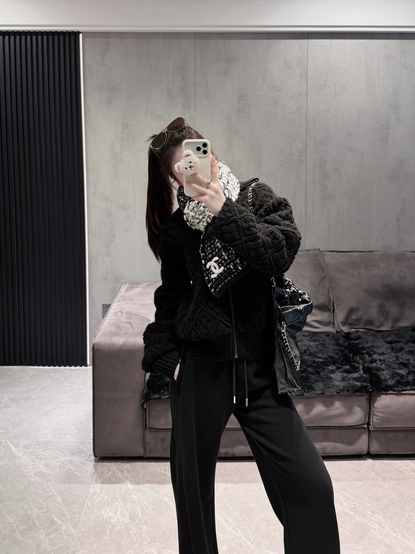 NO:591257,It’s so nice to wear. This scarf is so classy,,alexander wang19860909太好戴了 这条围巾好有档次,,alexander wang,Women's clothing