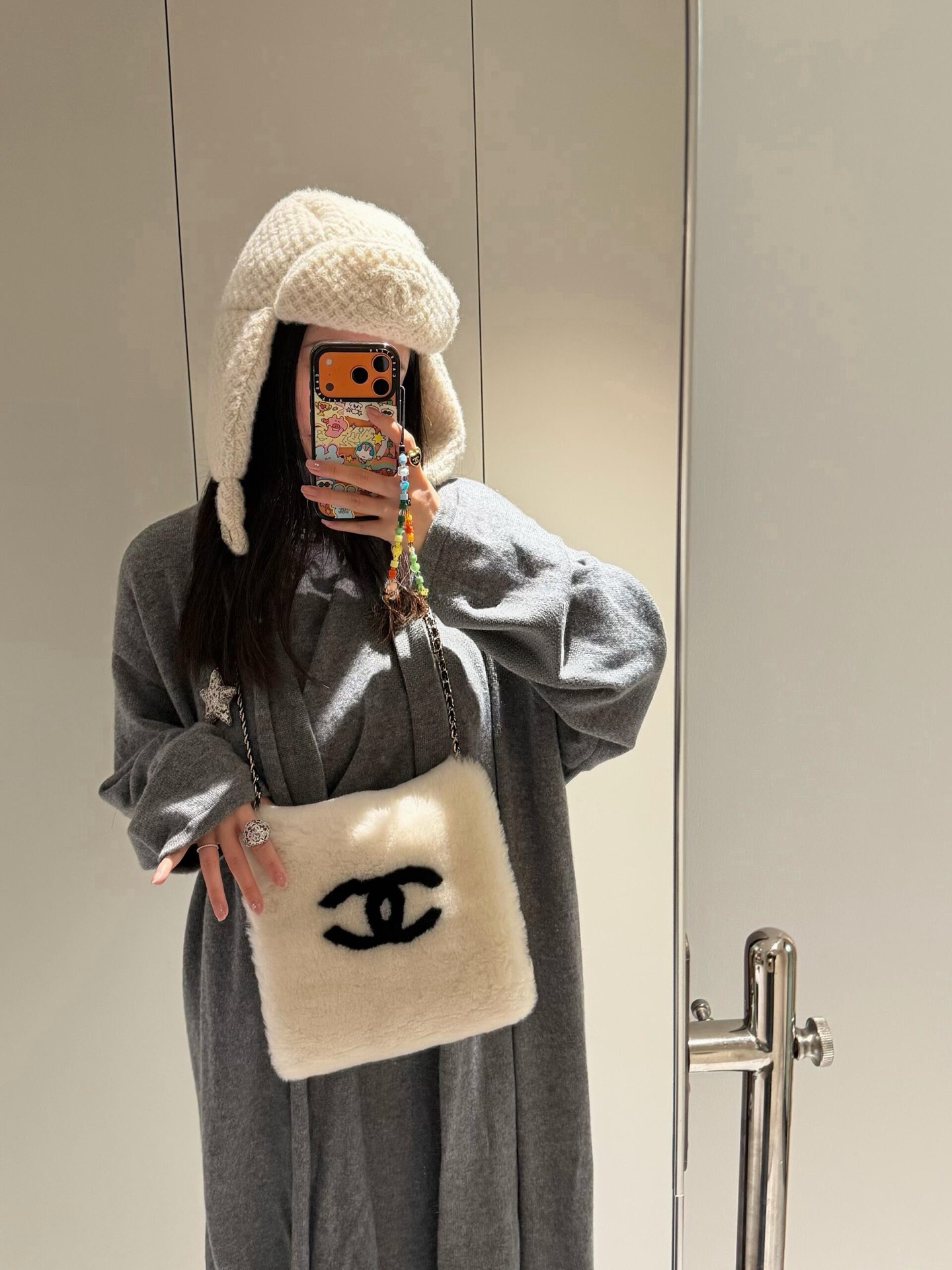 NO:591230,A must-have warm handbag in winter, alexander wang19860909冬天必备 超乖暖手袋,,alexander wang,Women's clothing