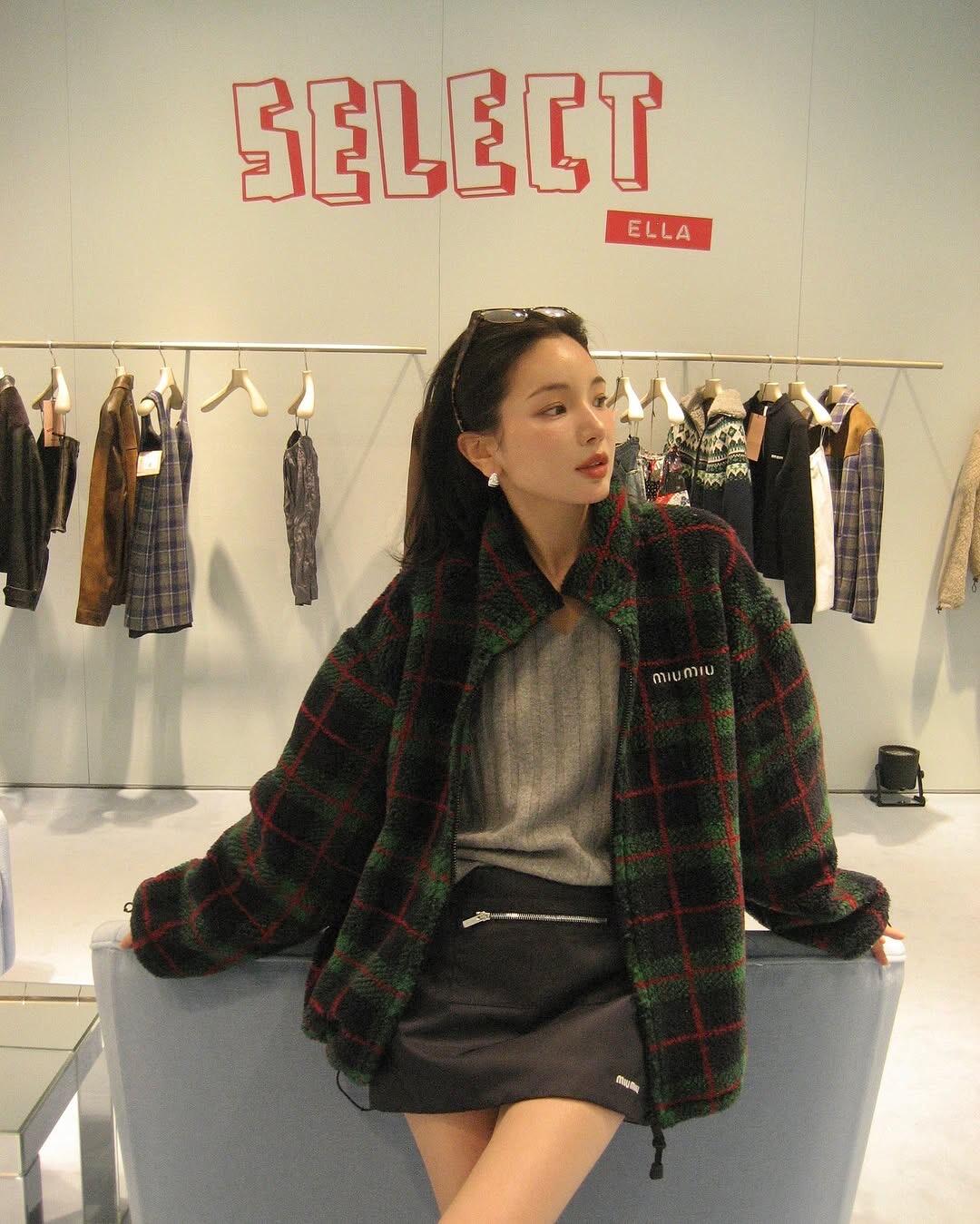 NO:592138,Kind of sketch. What a nice looking jacket!!,,jackets & coats,alexander wang19860909种草图 好好看的外套阿 !!,,jackets & coats,alexander wang,Women's clothing