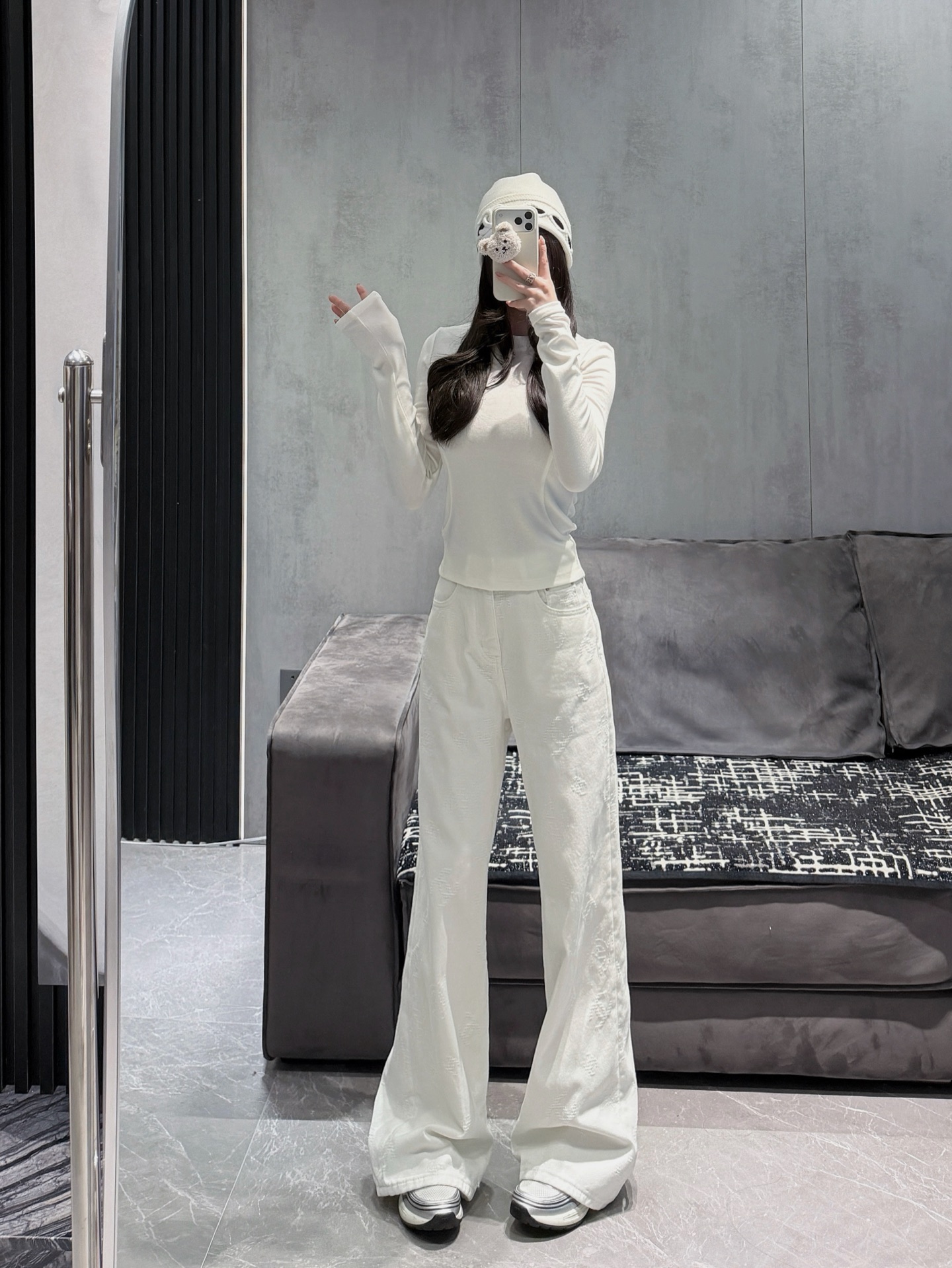 NO:606428,Own model look with cc brushed bottoming shirt, alexander wang19860909自家模特look 搭配cc磨毛打底衫,,alexander wang,Women's clothing