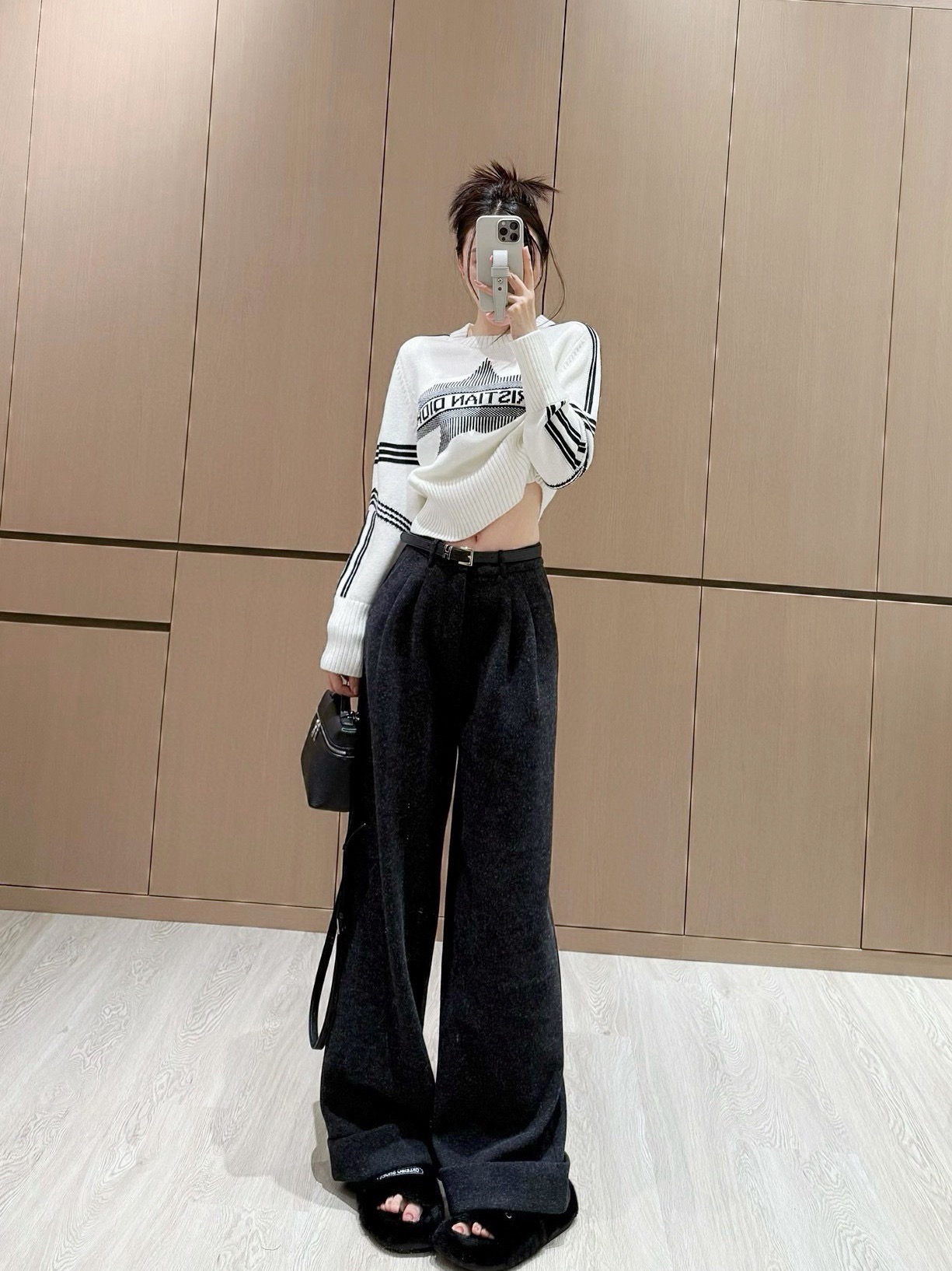 NO:622588,Female presidents of listed companies all love these quality pants, alexander wang19860909上市公司女总裁 都爱这种质感裤子,,alexander wang,Women's clothing
