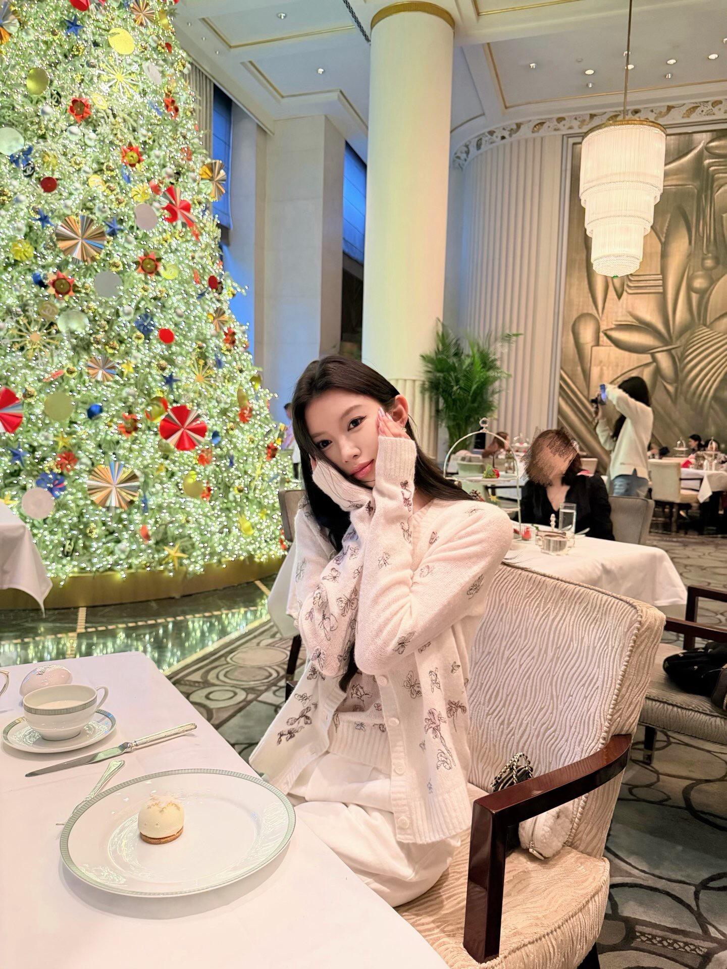 NO:657106,This is what Vanity Fair will do in the second half of the year,,alexander wang19860909下半年名利场 就这一套,,alexander wang,Women's clothing