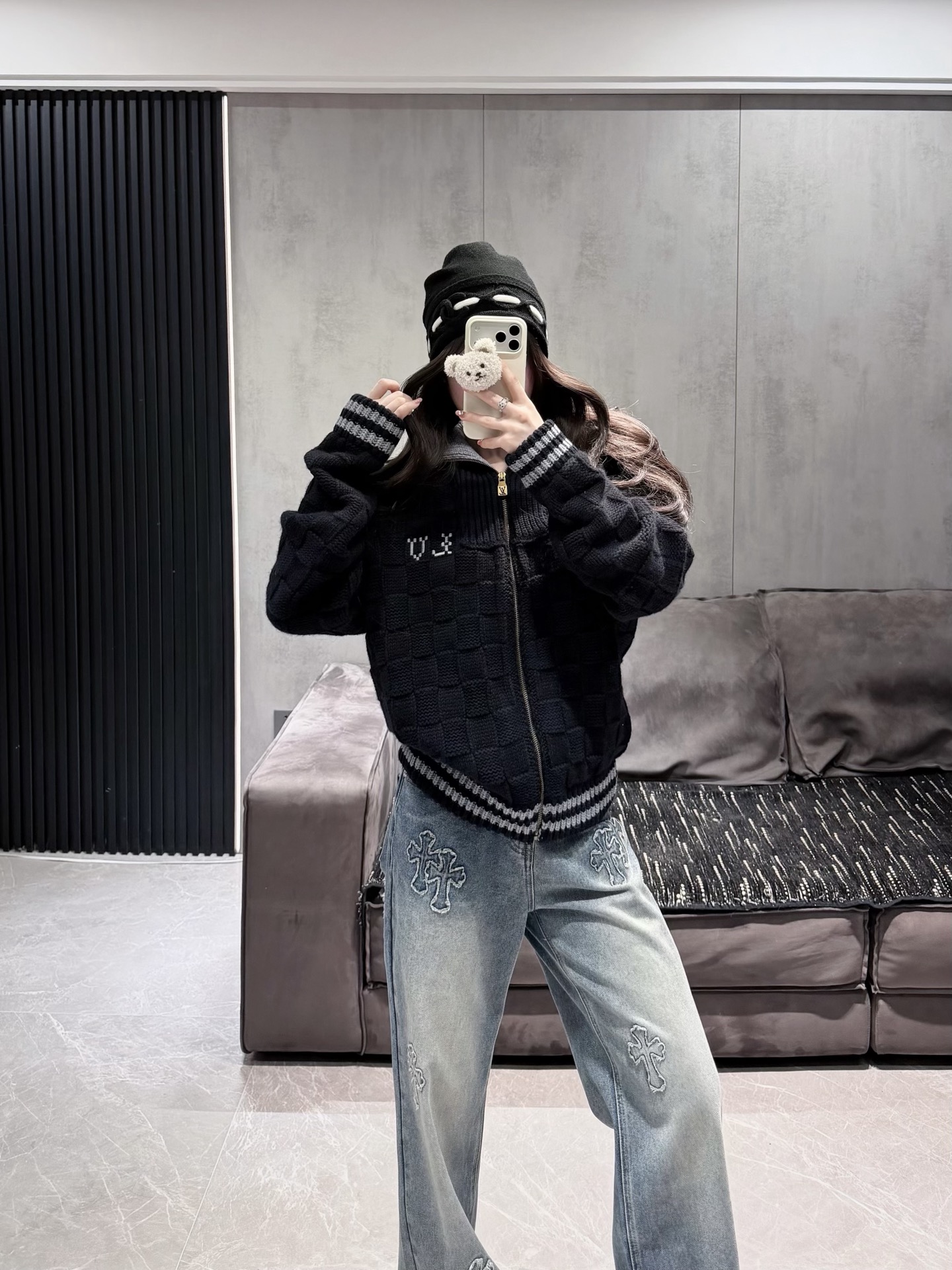 NO:685978,Our own model is 168cm tall and the upper body is S size with a loose effect,19860909自家模特168高 上身S码宽松效果,,,Women's clothing