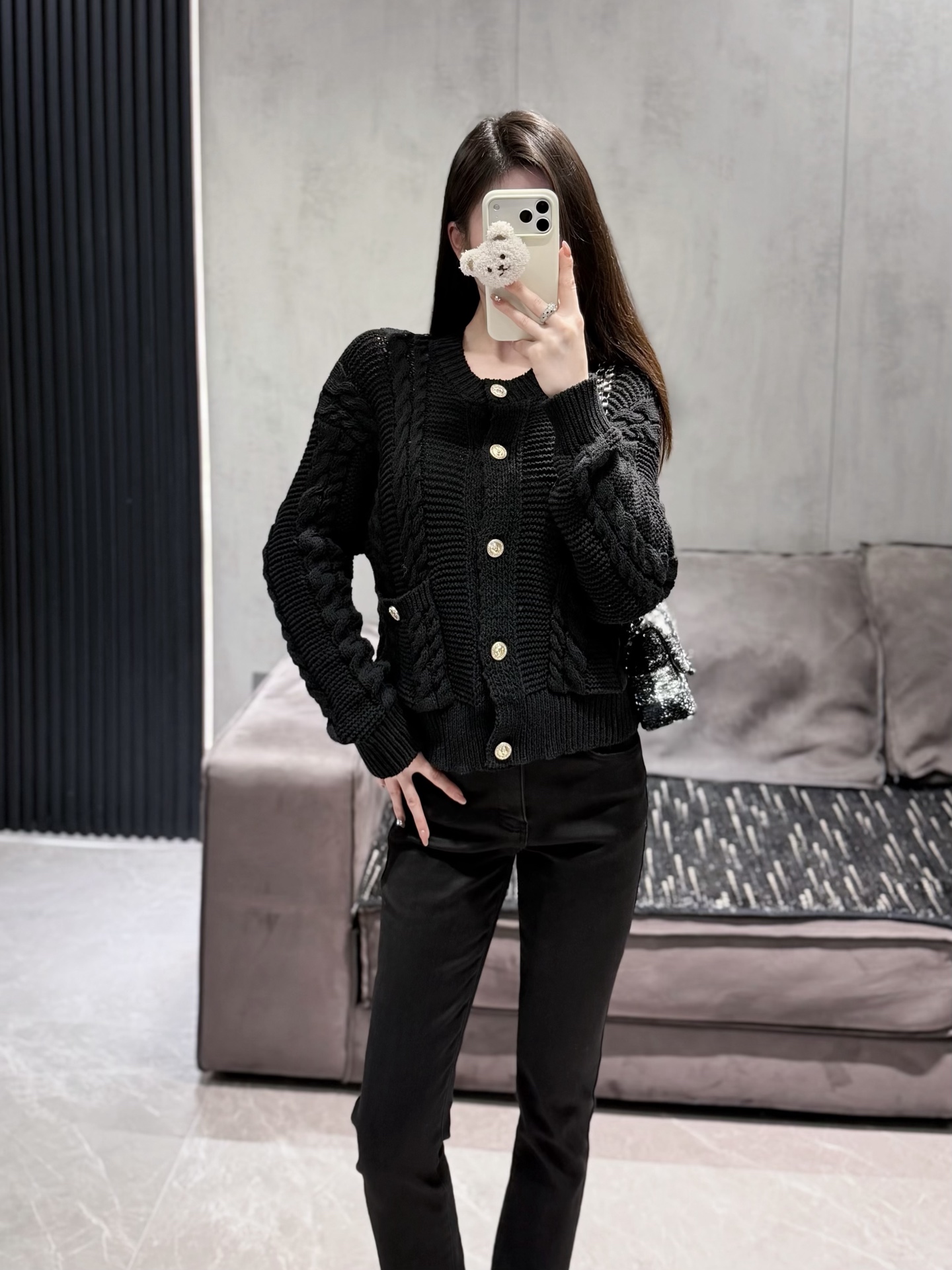NO:687065,Own model look with slp plus velvet pants, loro piana,19860909自家模特look 搭配slp加绒小脚裤,,loro piana,,Women's clothing