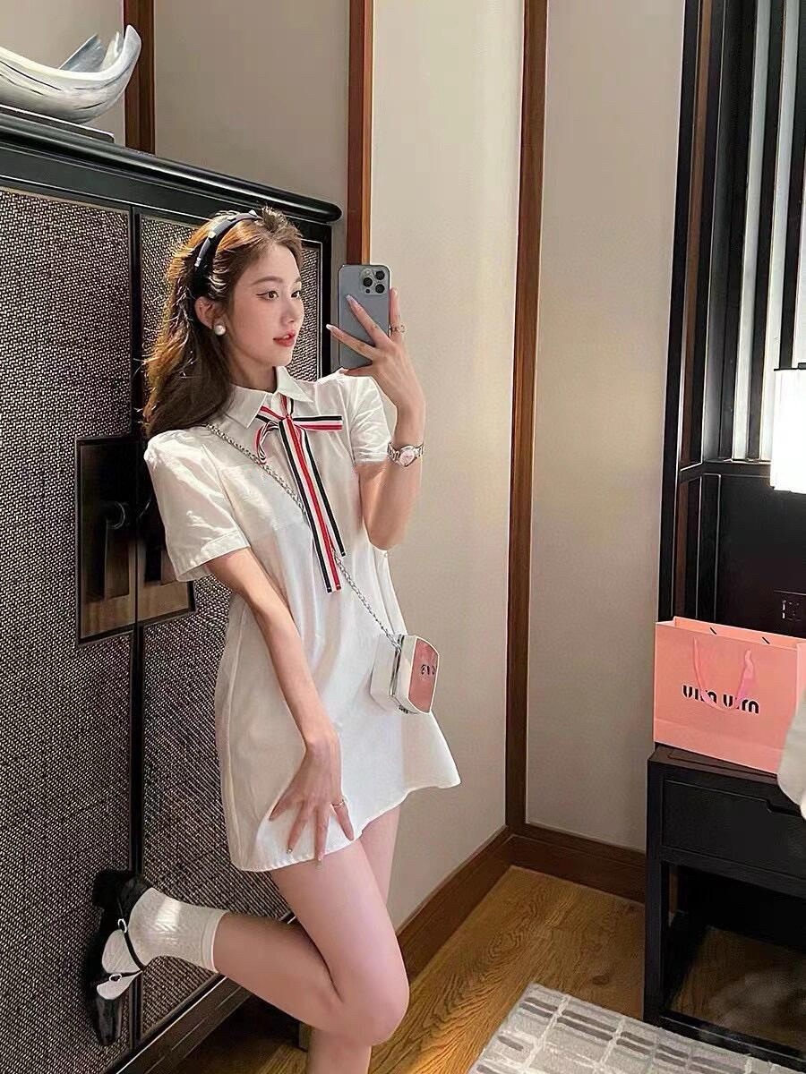 NO:753354,Wear alone or layered,19860909单穿or叠穿,,,Women's clothing