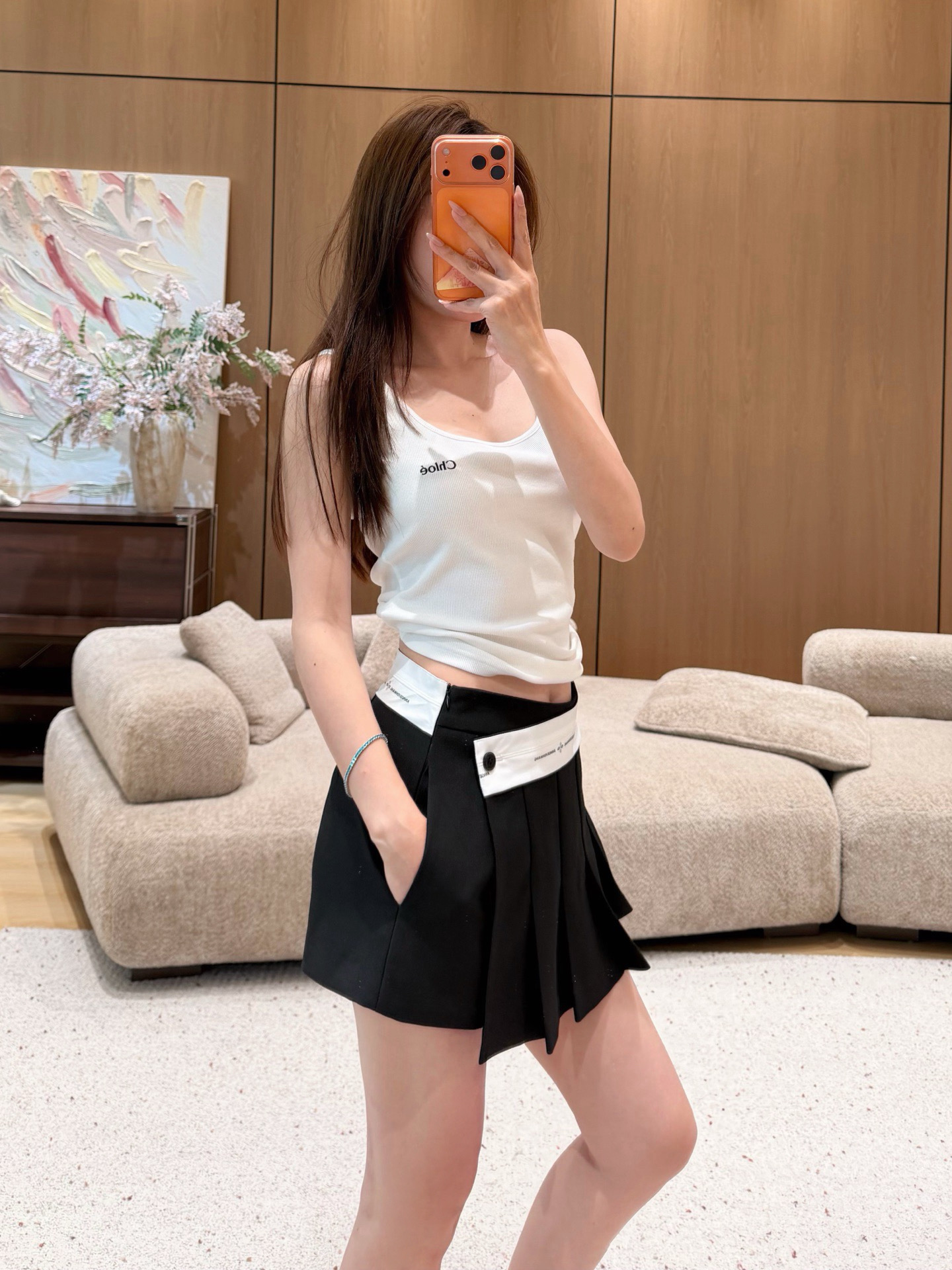 NO:799251,It looks like a small skirt, but it's actually a pair of shorts, skirts, shorts,19860909看似小裙子 实则是条短裤,,skirts,shorts,,Women's clothing