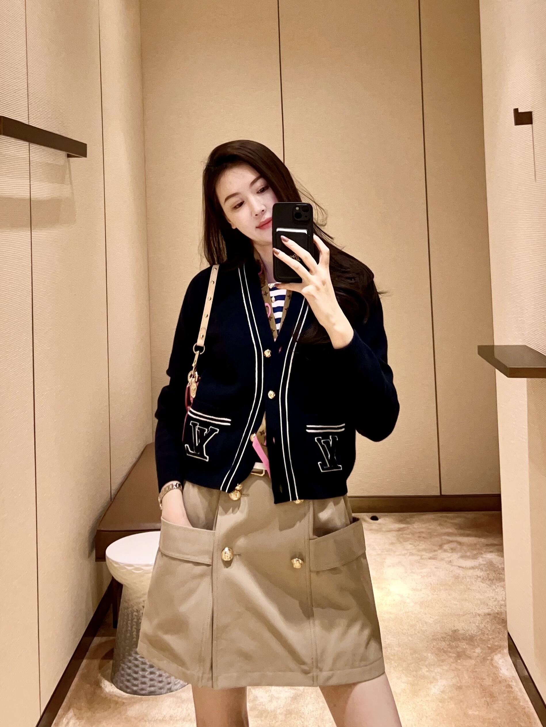 NO:802219,Popular models of cabinets,,19860909柜子热门款,,,Women's clothing